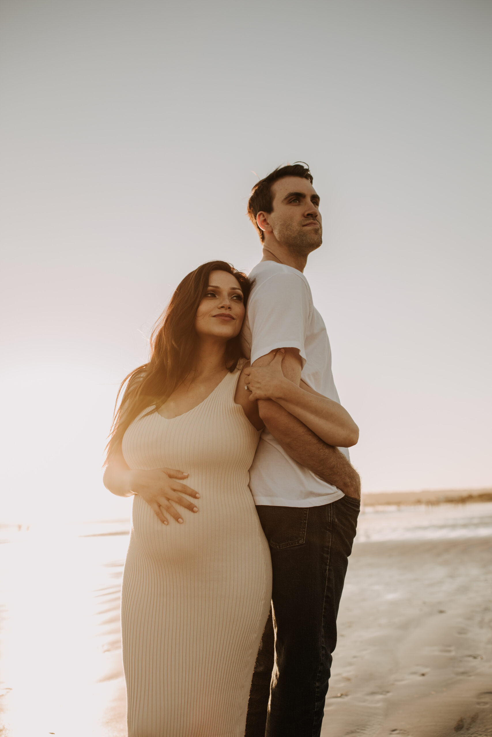 warm family beach photos golden hour sunset maternity San Diego family photographer Sabrina Kinsella sabrinalynnphoto