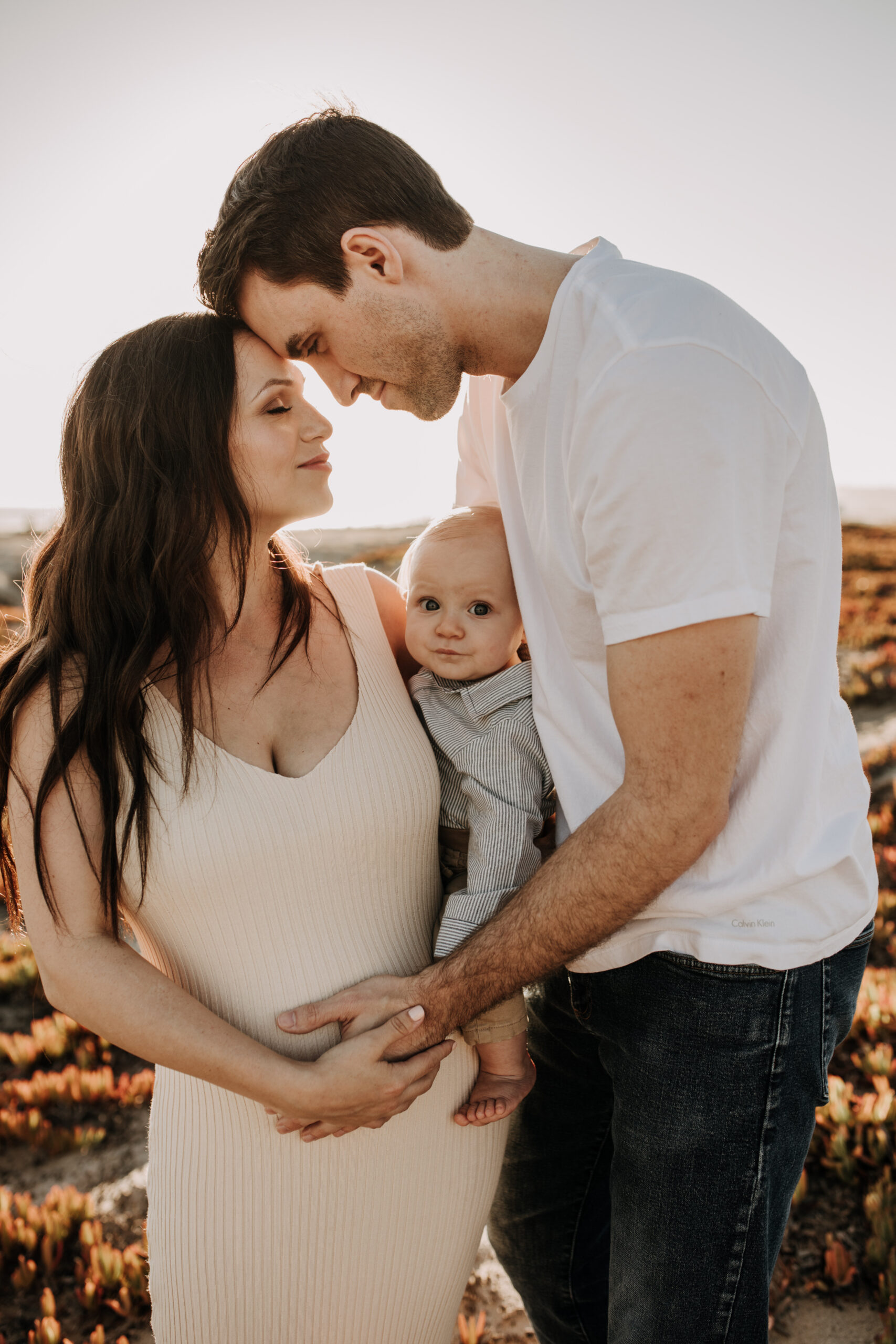 warm family beach photos golden hour sunset maternity San Diego family photographer Sabrina Kinsella sabrinalynnphoto