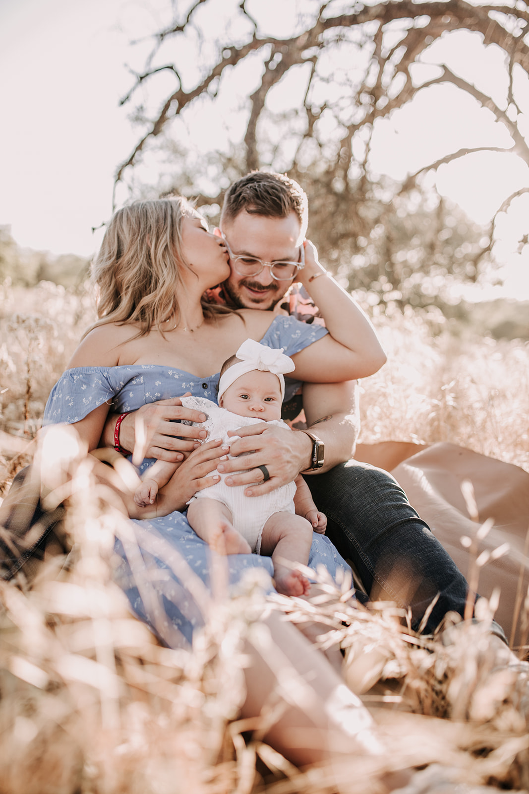 warm san diego family photos outdoor photoshoot san diego photographer sabrina kinsella sabrinalynnphoto