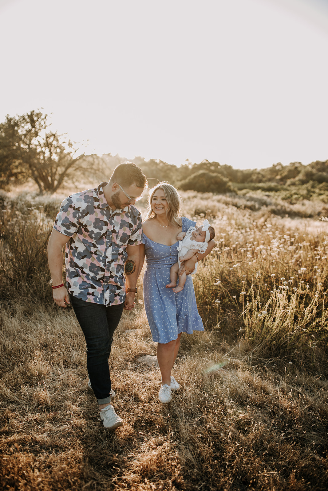 warm san diego family photos outdoor photoshoot san diego photographer sabrina kinsella sabrinalynnphoto