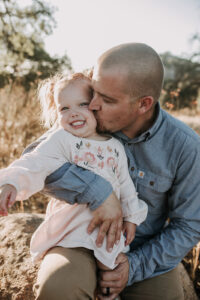 warm family farm photos outdoor family photos San Diego California San Diego family photographer Sabrina Kinsella Sabrinalynnphoto