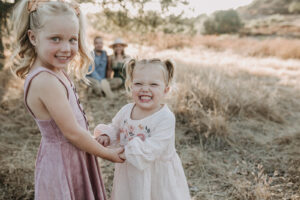 warm family farm photos outdoor family photos San Diego California San Diego family photographer Sabrina Kinsella Sabrinalynnphoto