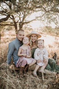 warm family farm photos outdoor family photos San Diego California San Diego family photographer Sabrina Kinsella Sabrinalynnphoto