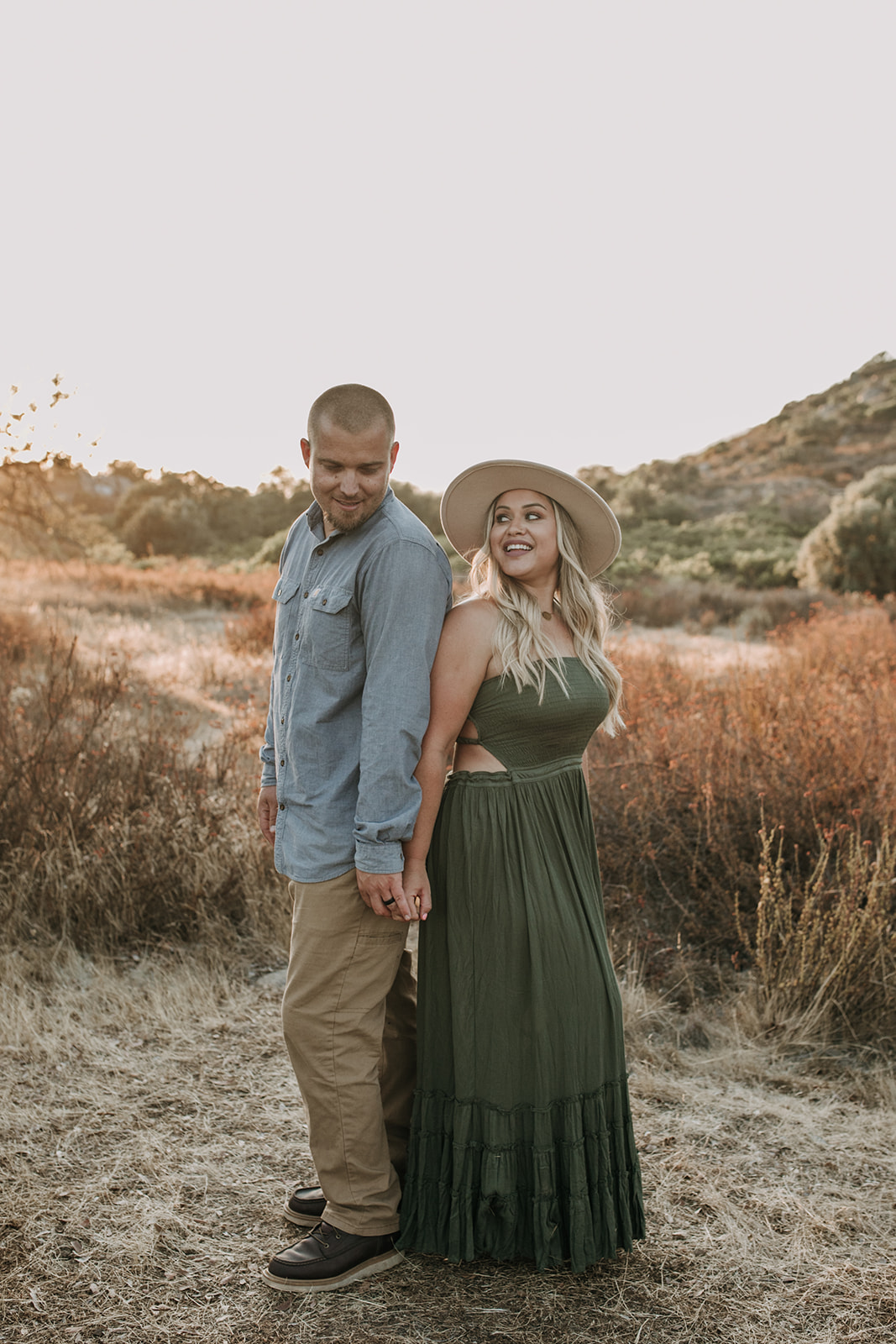 warm family farm photos outdoor family photos San Diego California San Diego family photographer Sabrina Kinsella Sabrinalynnphoto