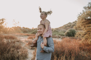 warm family farm photos outdoor family photos San Diego California San Diego family photographer Sabrina Kinsella Sabrinalynnphoto