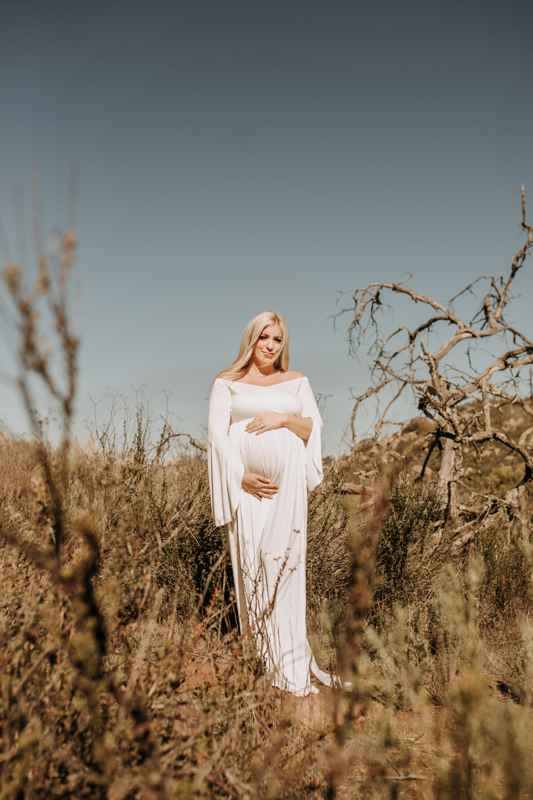 maternity photographer maternity photos maternity dress maternity photo inspo maternity photographer pregnancy motherhood white dress outdoor photos San Diego maternity photographer