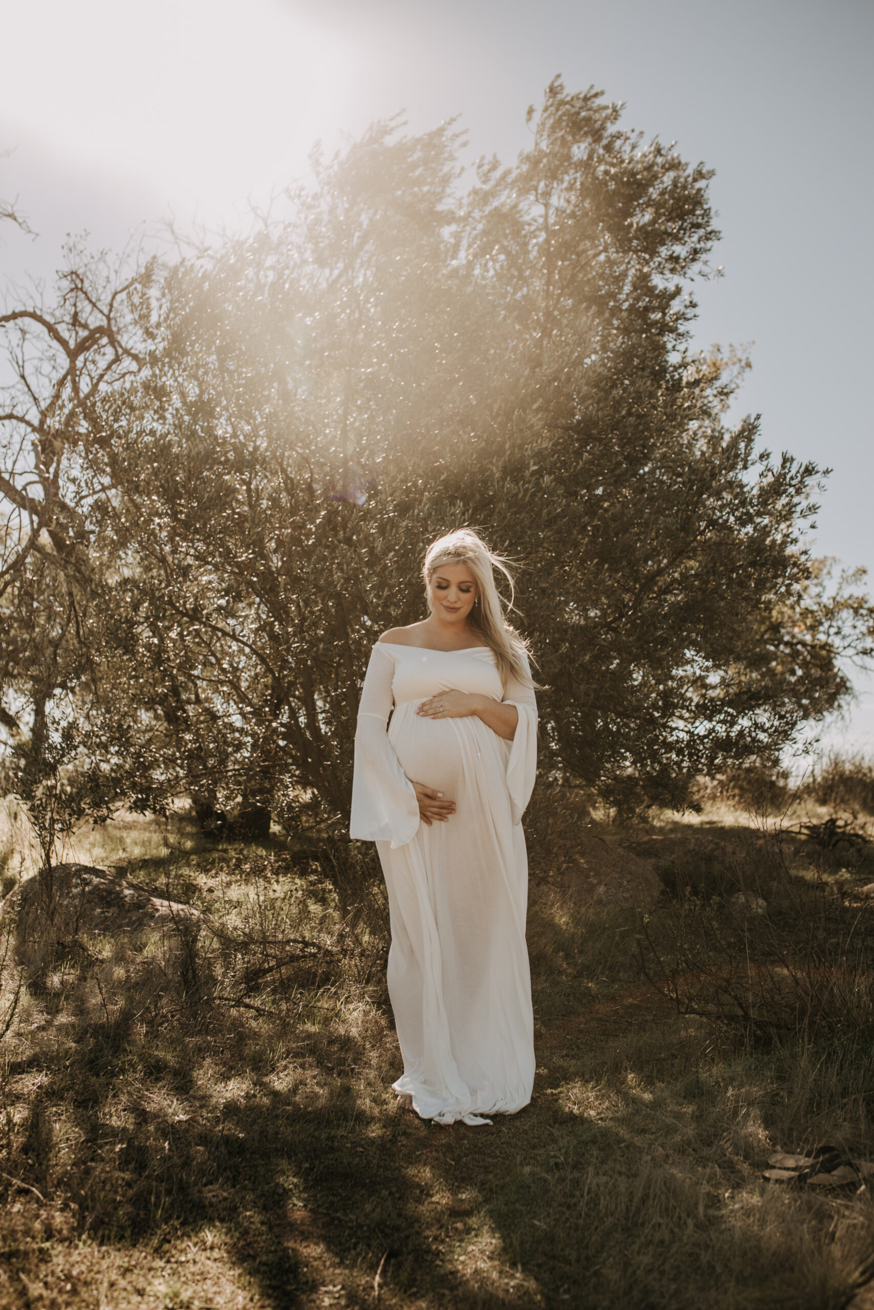 maternity photographer maternity photos maternity dress maternity photo inspo maternity photographer pregnancy motherhood white dress outdoor photos San Diego maternity photographer