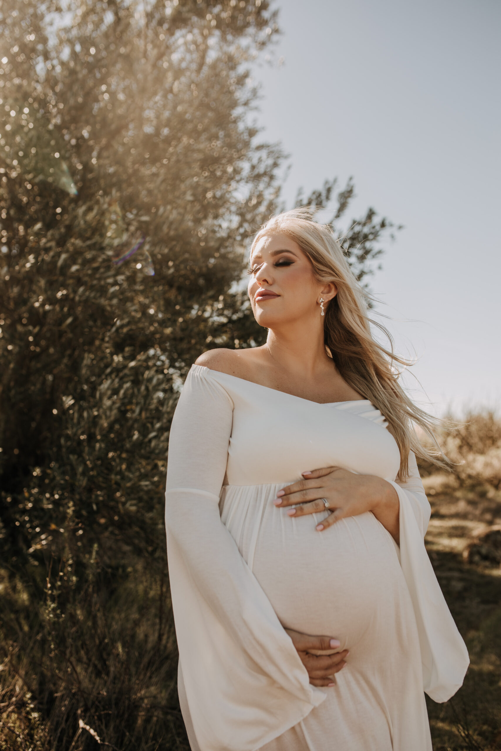 maternity photographer maternity photos maternity dress maternity photo inspo maternity photographer pregnancy motherhood white dress outdoor photos San Diego maternity photographer