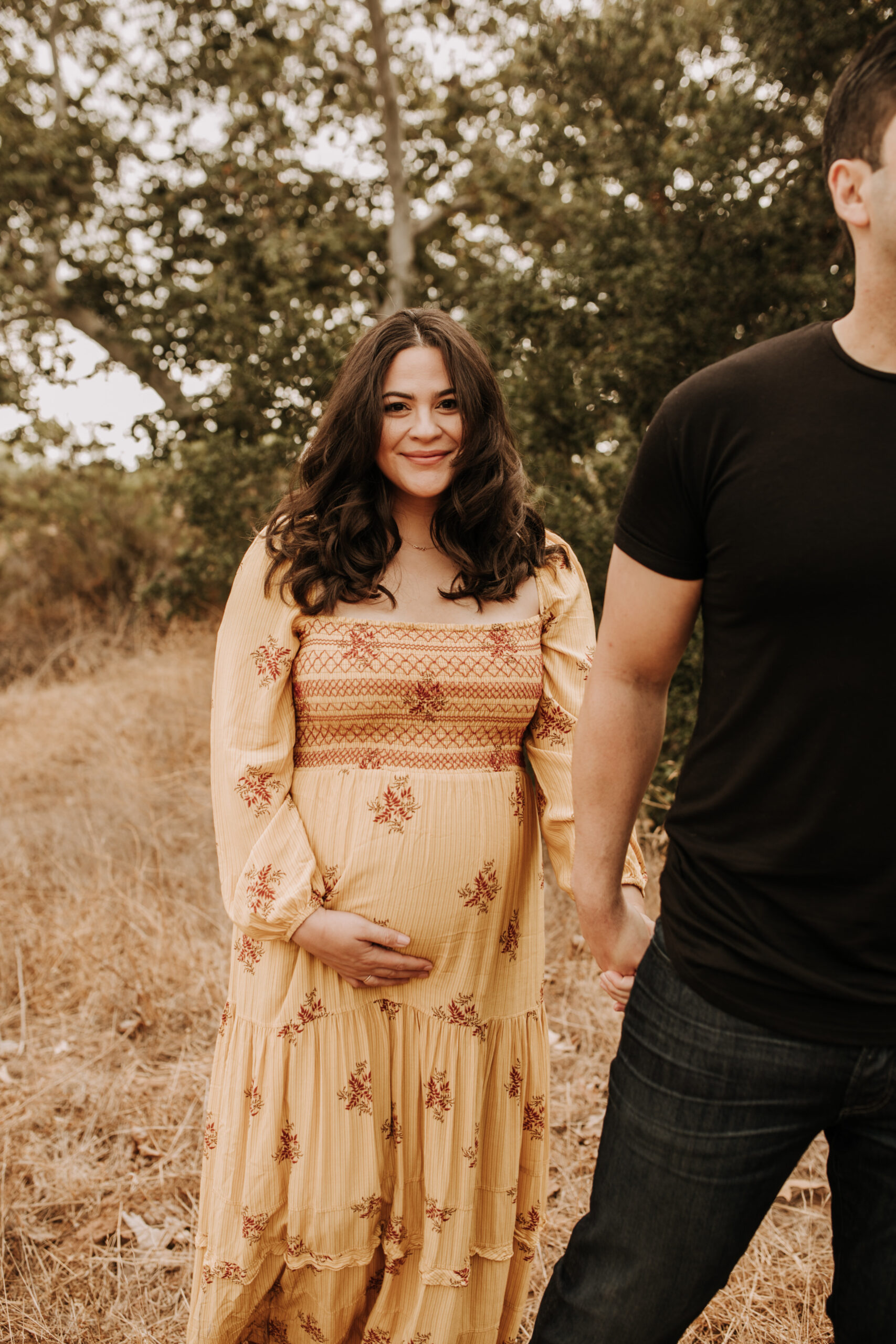 warm morning photos outdoor maternity photography expecting San Diego motherhood maternity photographer Sabrina Kinsella sabrinalynnphoto couples photoshoot fall photos