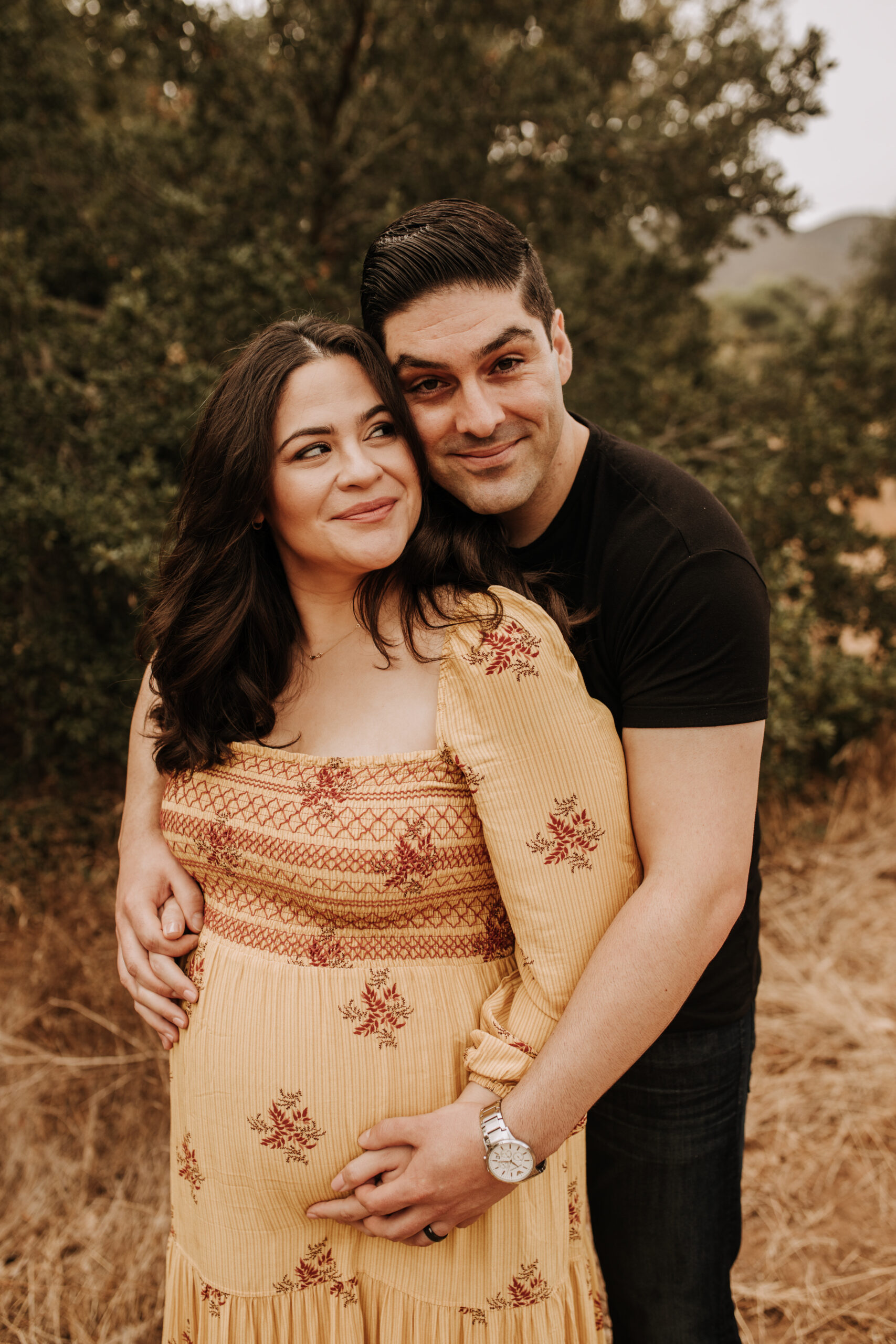 warm morning photos outdoor maternity photography expecting San Diego motherhood maternity photographer Sabrina Kinsella sabrinalynnphoto couples photoshoot fall photos