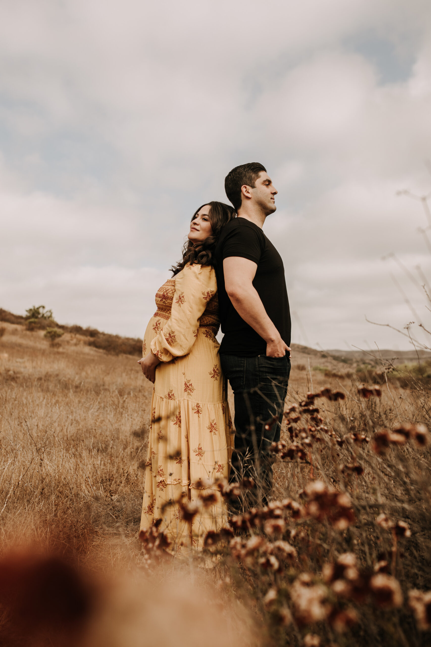 warm morning photos outdoor maternity photography expecting San Diego motherhood maternity photographer Sabrina Kinsella sabrinalynnphoto couples photoshoot fall photos