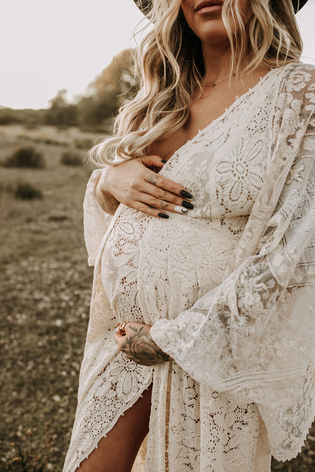 maternity photos outdoor maternity maternity fashion white dress maternity photoshoot inspo San Diego maternity photographer Sabrina Kinsella