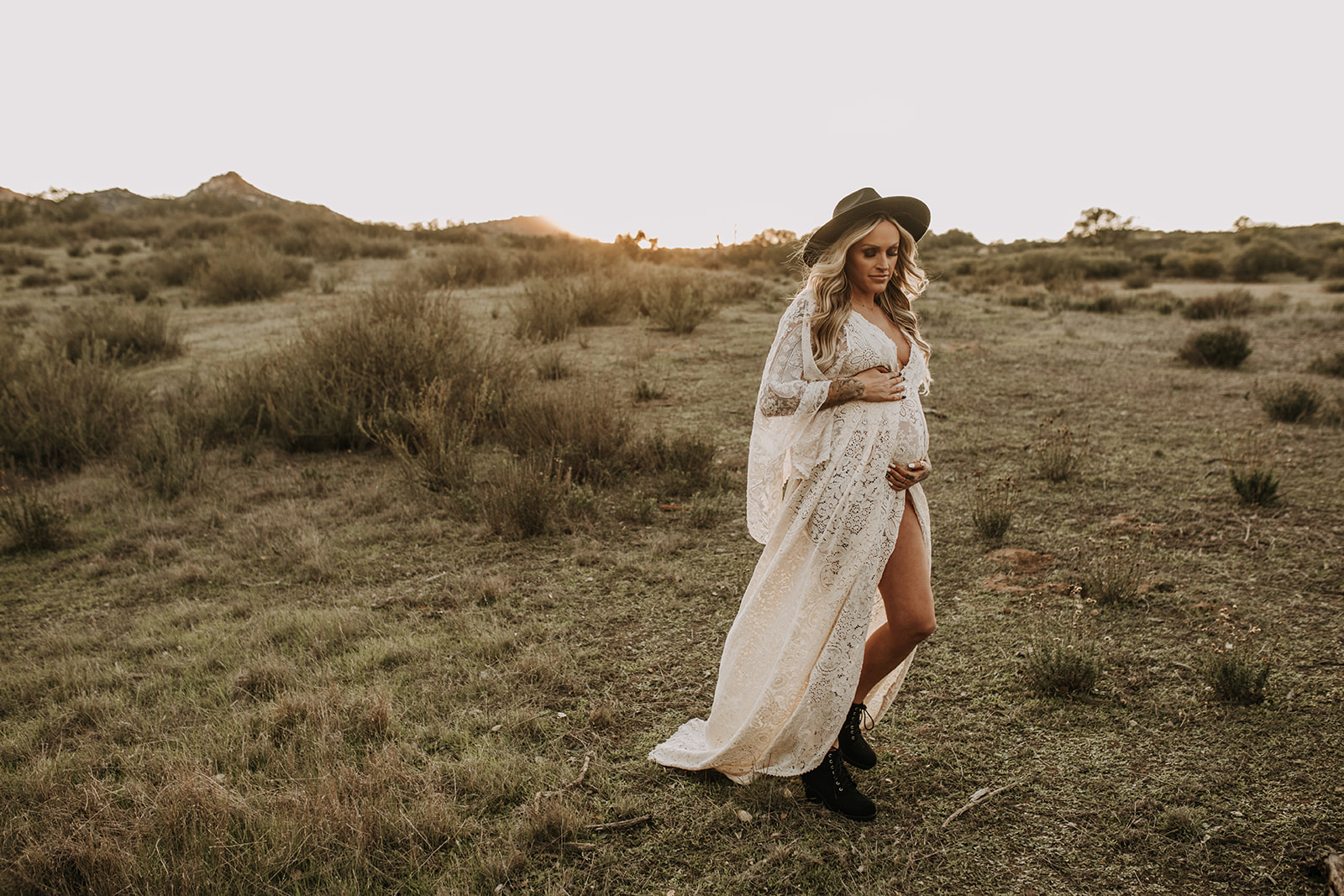 maternity photos outdoor maternity maternity fashion white dress maternity photoshoot inspo San Diego maternity photographer Sabrina Kinsella