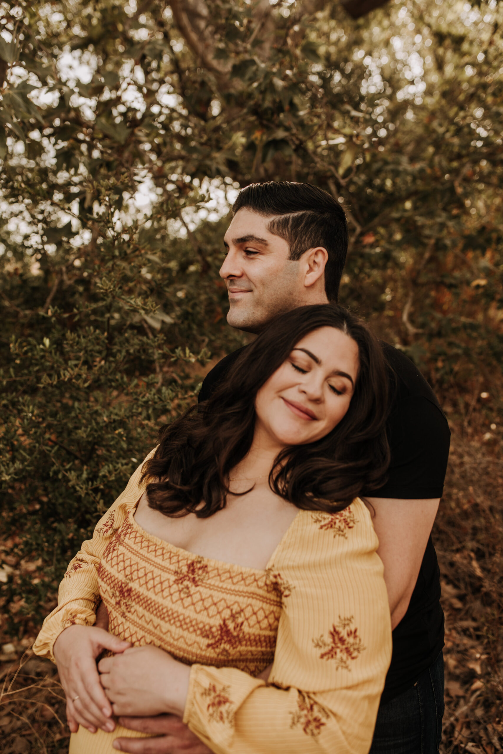 warm morning photos outdoor maternity photography expecting San Diego motherhood maternity photographer Sabrina Kinsella sabrinalynnphoto couples photoshoot fall photos