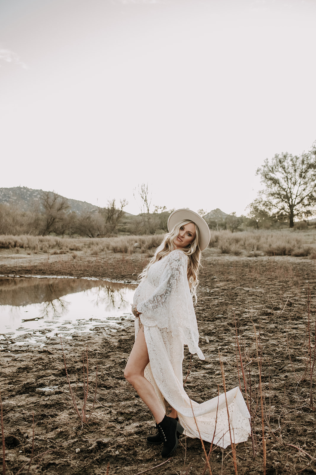 maternity photos outdoor maternity maternity fashion white dress maternity photoshoot inspo San Diego maternity photographer Sabrina Kinsella