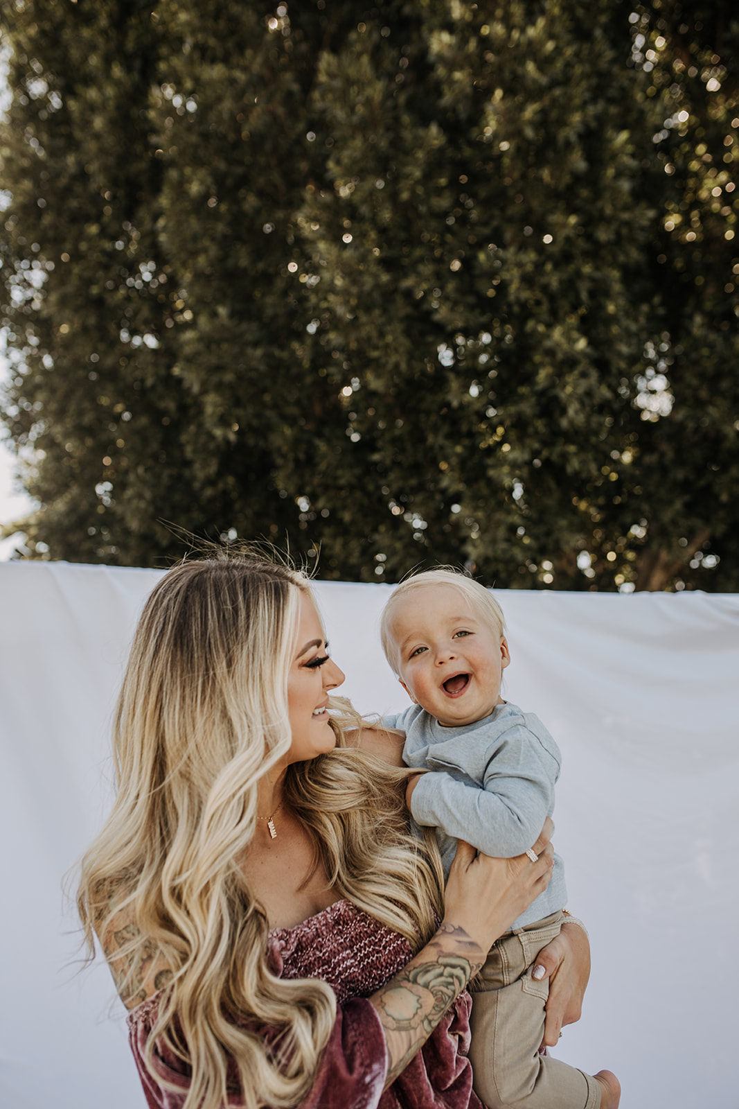 backyard mini mama and me motherhood photos candid motherhood candid family photos family photos San Diego family photographer outdoor family session