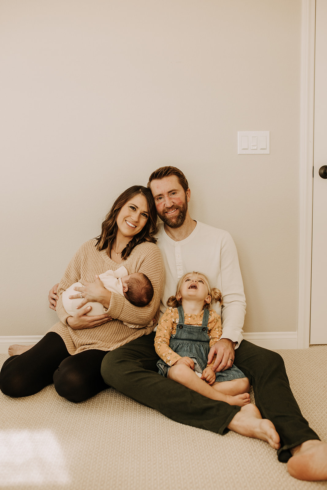 in home newborn infant newborn session family photos newborn photographer San Diego family photographer Sabrina kinsella Sabrinalynnphoto