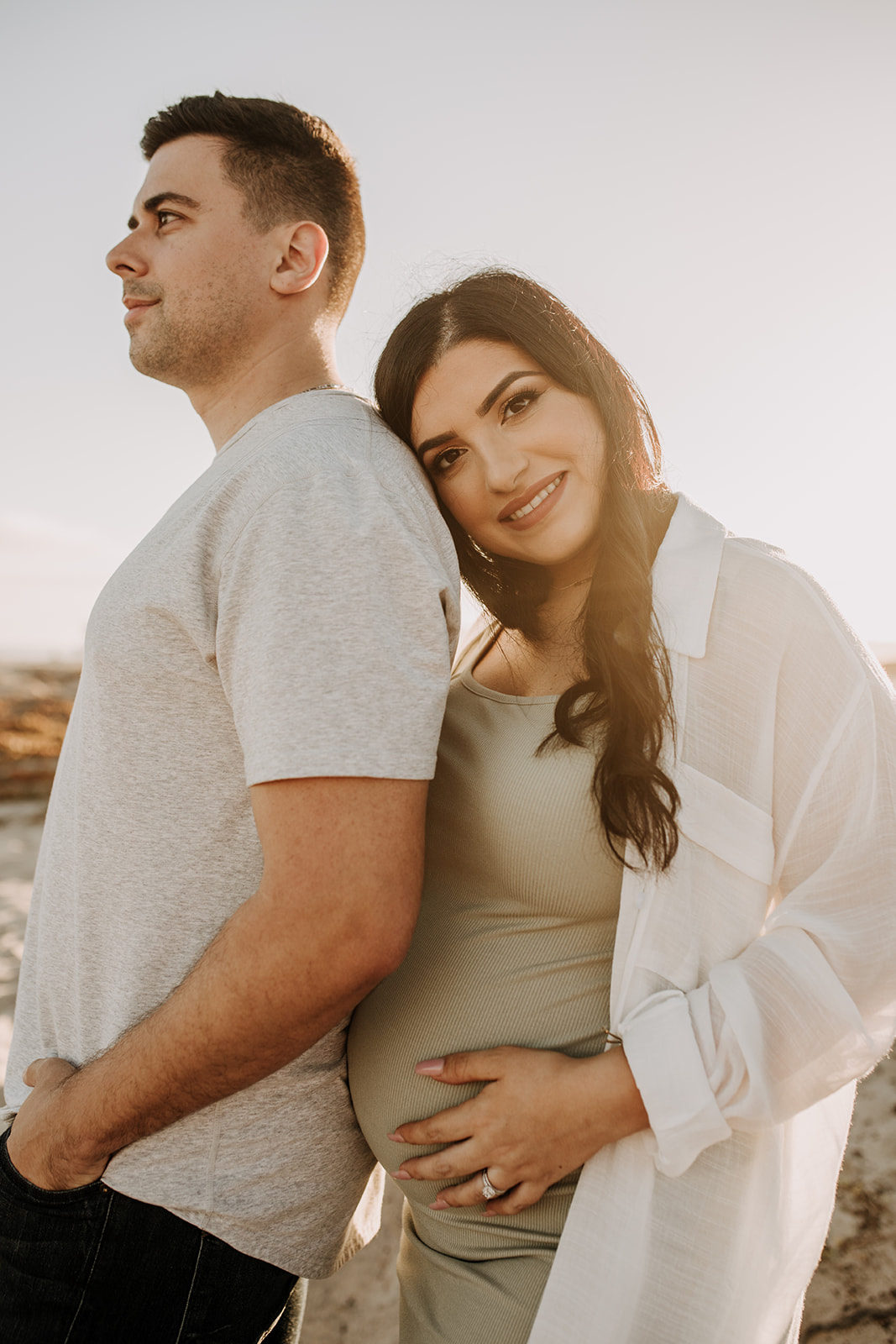 outdoor maternity beach sunset photos golden hour couples maternity San Diego maternity photographer Sabrina kinsella sabrinalynnphoto