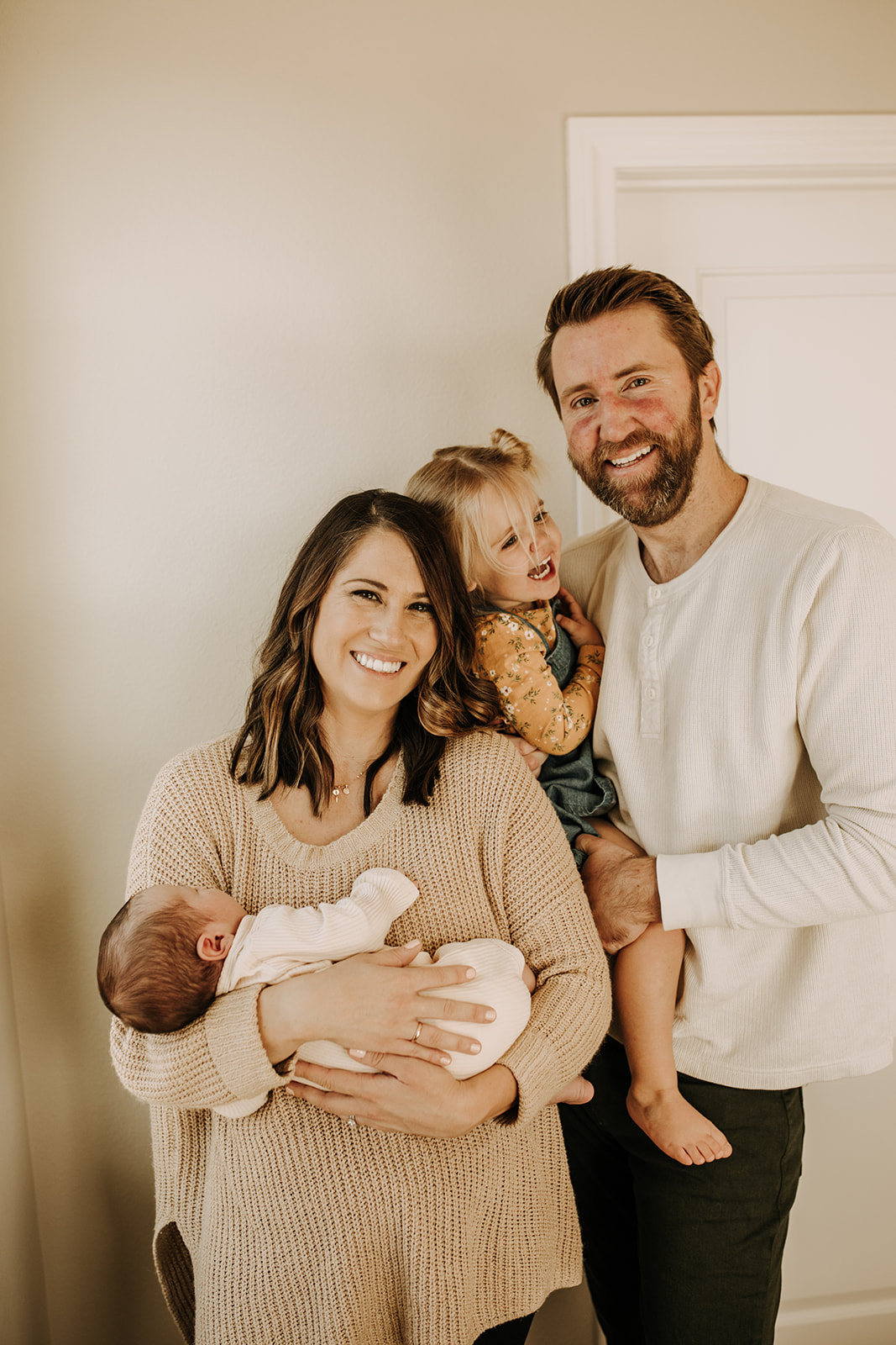 in home newborn infant newborn session family photos newborn photographer San Diego family photographer Sabrina kinsella Sabrinalynnphoto