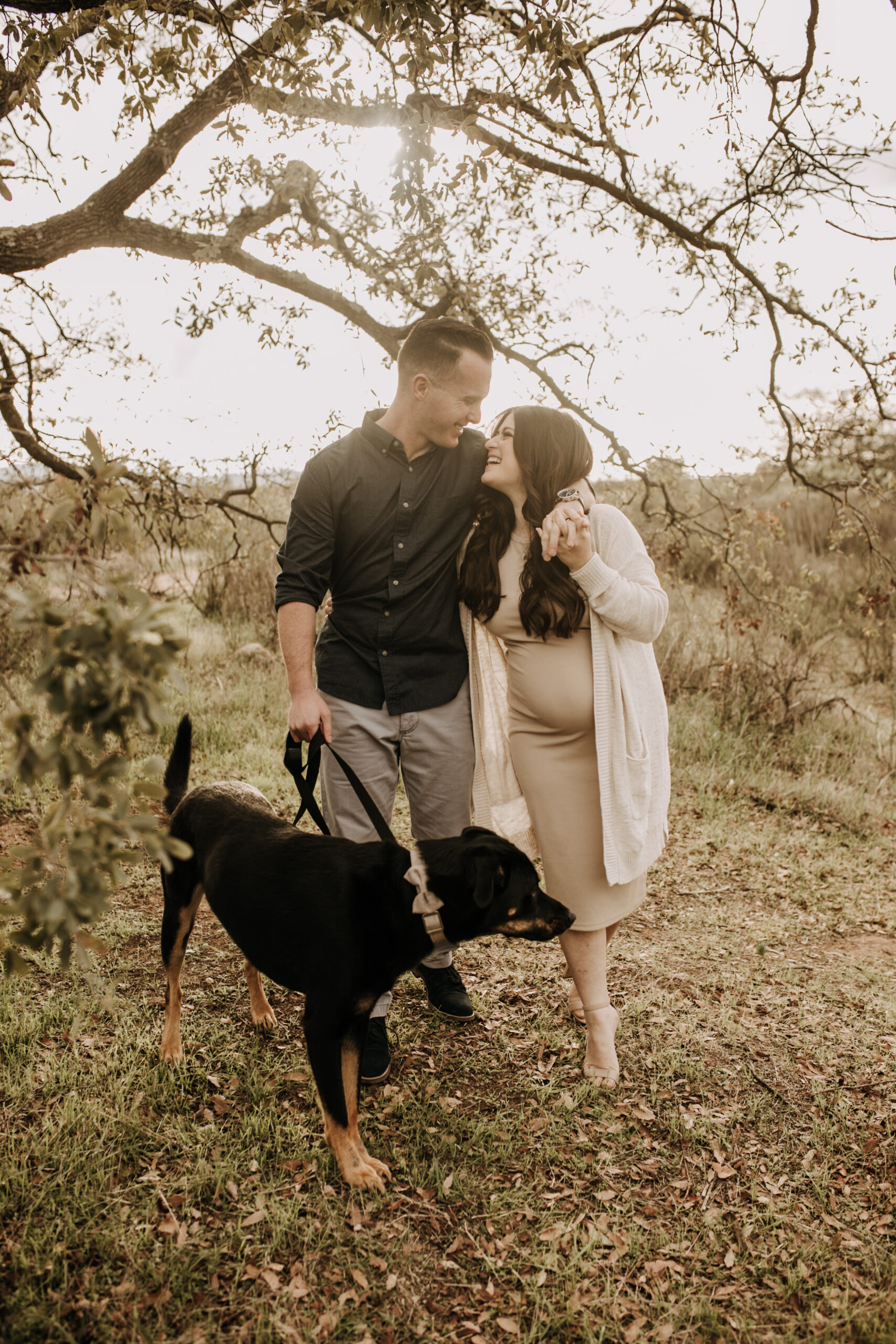 outdoor maternity fall photos maternity fashion couples photos maternity photographer San Diego maternity photographer Sabrina kinsella sabrinalynnphoto