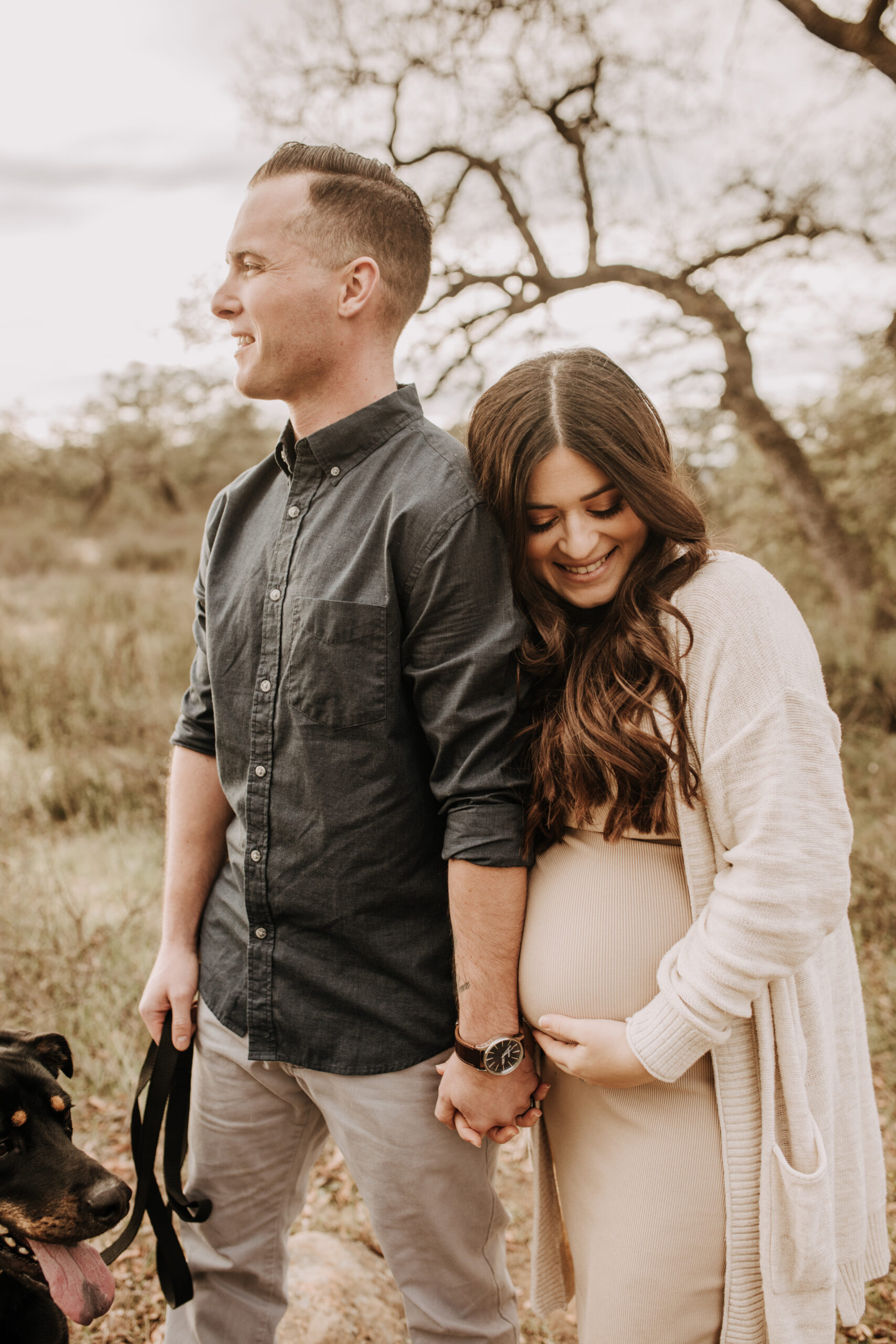 outdoor maternity fall photos maternity fashion couples photos maternity photographer San Diego maternity photographer Sabrina kinsella sabrinalynnphoto