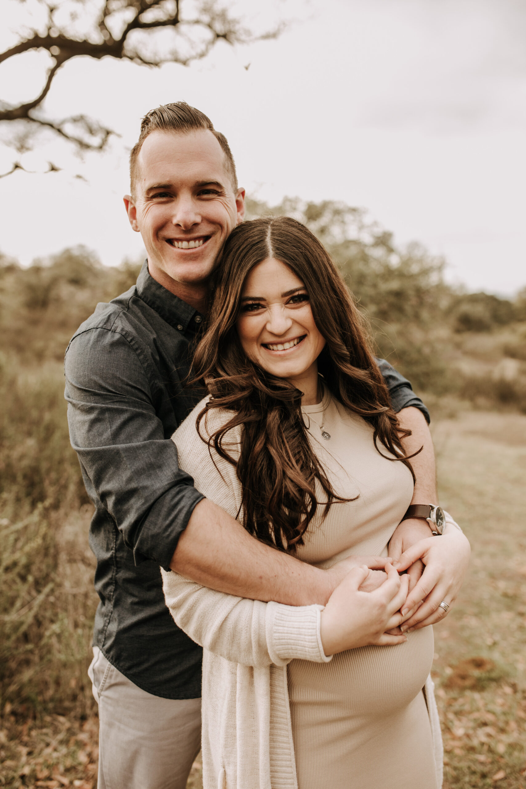 outdoor maternity fall photos maternity fashion couples photos maternity photographer San Diego maternity photographer Sabrina kinsella sabrinalynnphoto