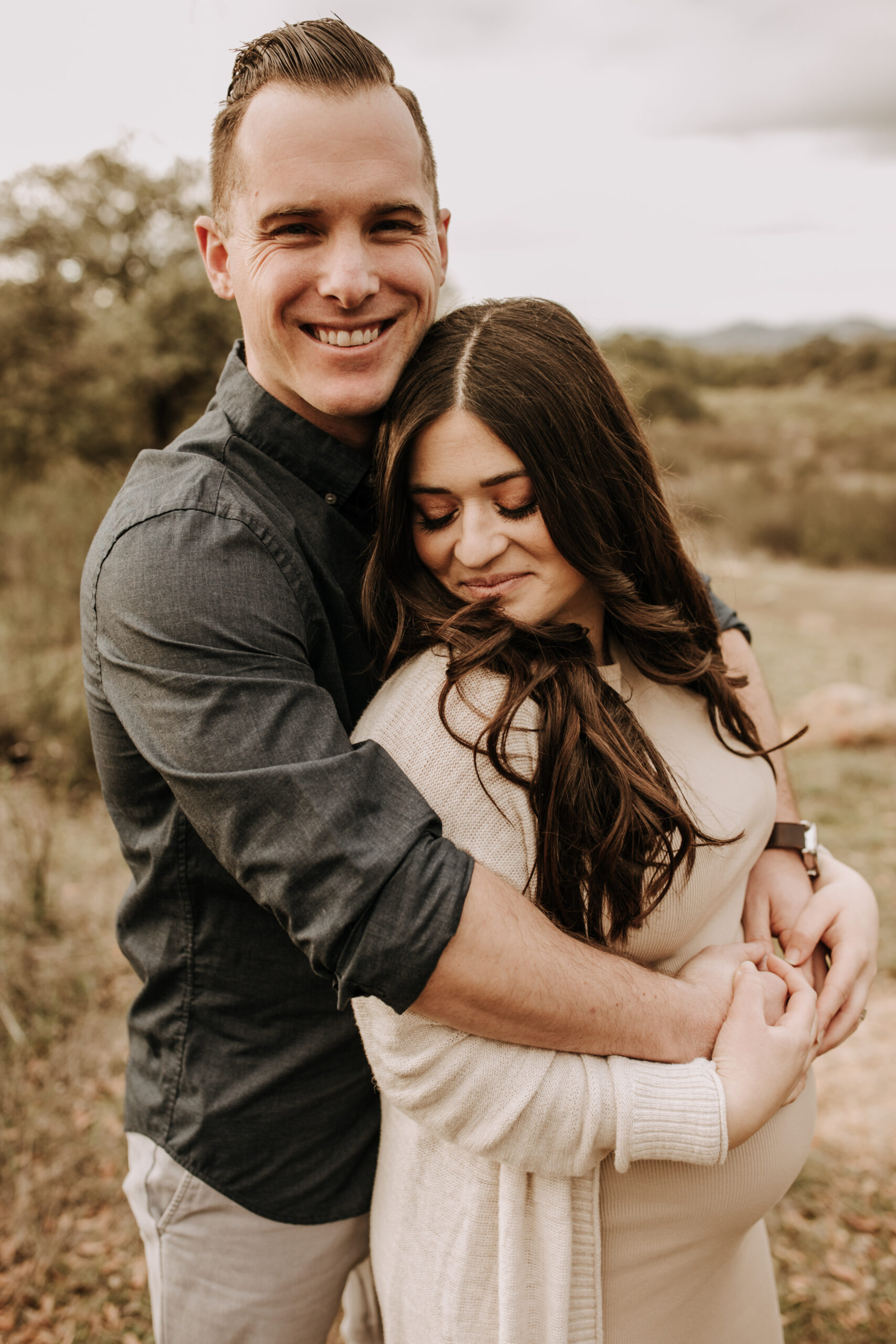 outdoor maternity fall photos maternity fashion couples photos maternity photographer San Diego maternity photographer Sabrina kinsella sabrinalynnphoto