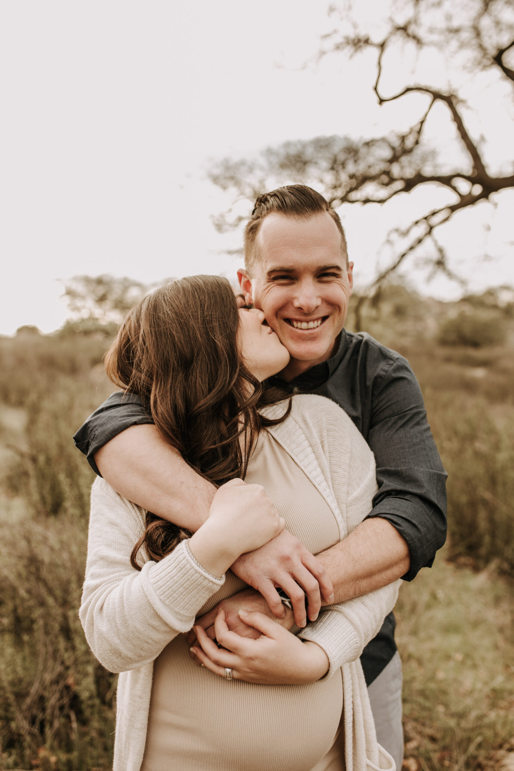 outdoor maternity fall photos maternity fashion couples photos maternity photographer San Diego maternity photographer Sabrina kinsella sabrinalynnphoto