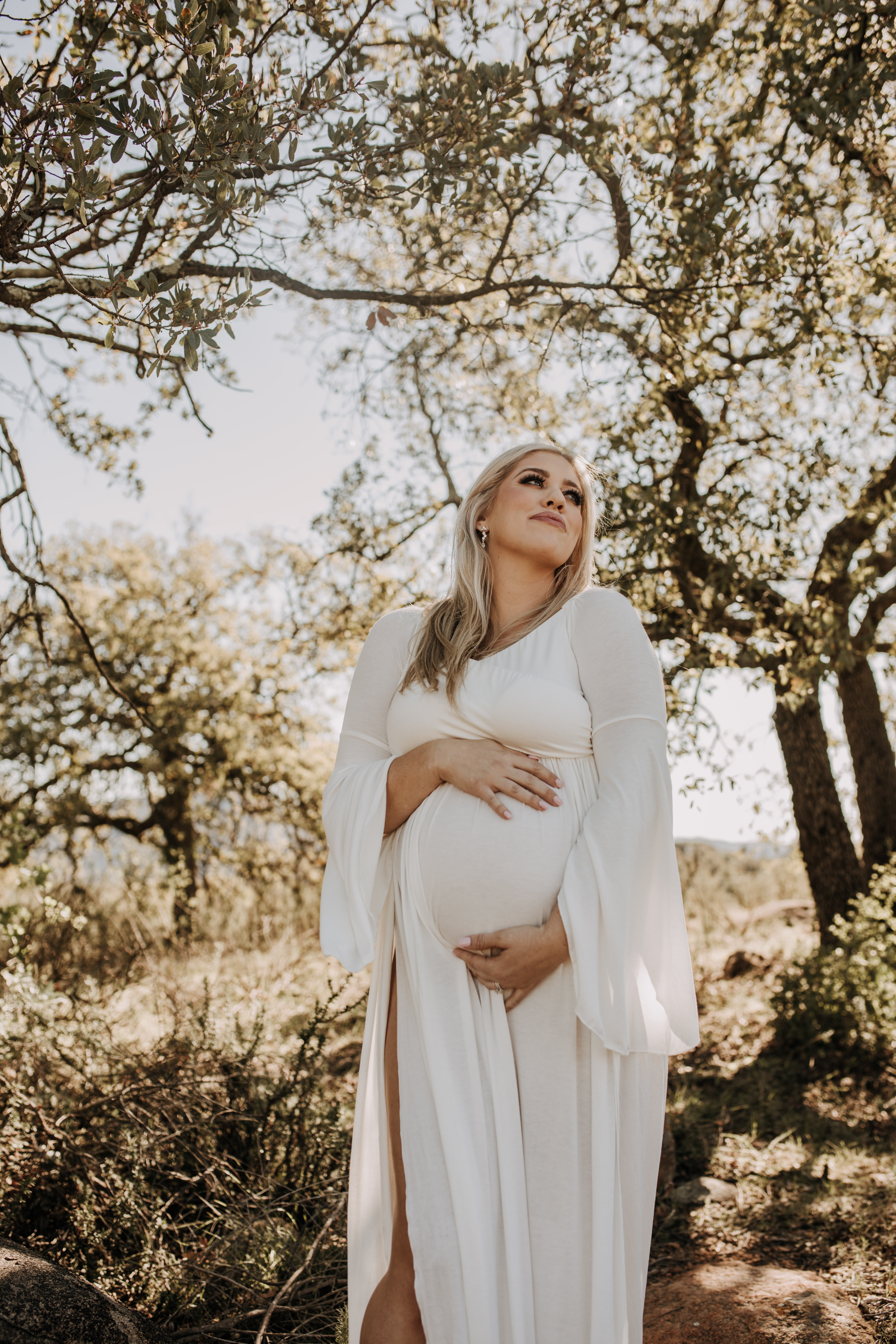 maternity photographer maternity photos maternity dress maternity photo inspo maternity photographer pregnancy motherhood white dress outdoor photos San Diego maternity photographer