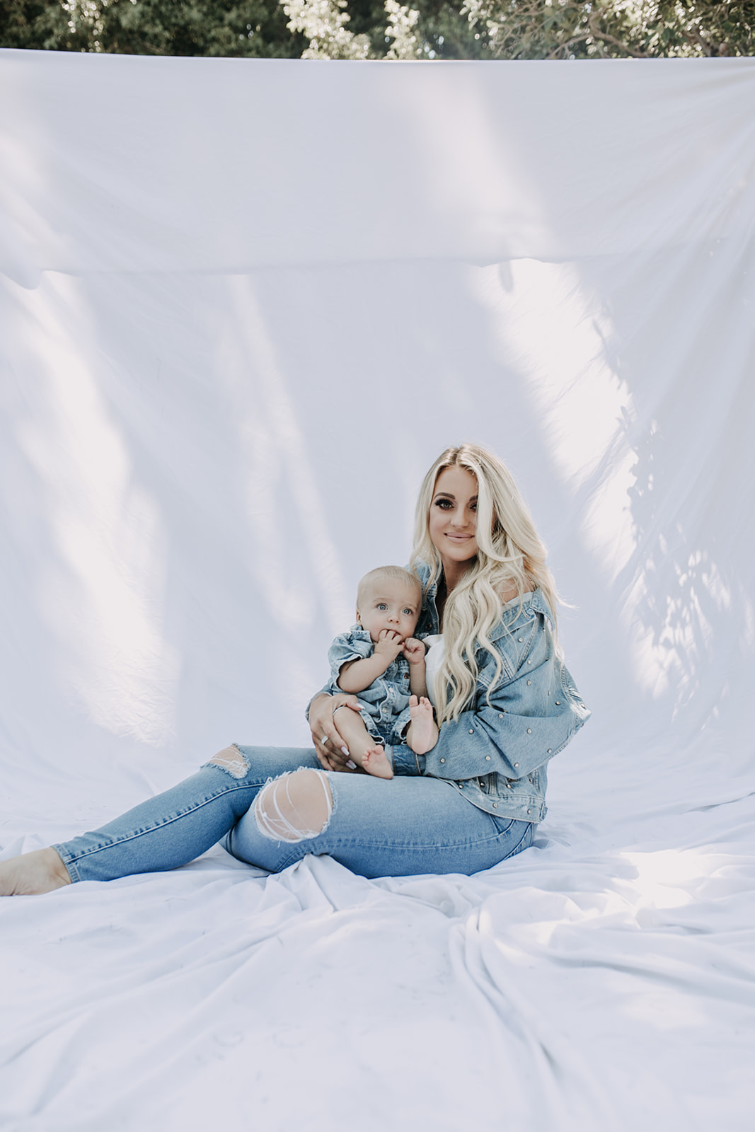 backyard mini session motherhood photo shoot mommy and me baby family photography San Diego family photographer Sabrina Kinsella Sabrinalynn photo