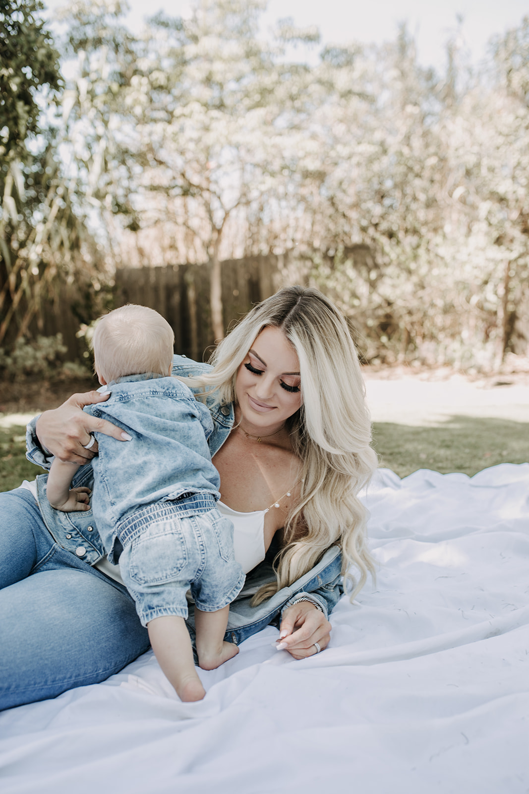 backyard mini session motherhood photo shoot mommy and me baby family photography San Diego family photographer Sabrina Kinsella Sabrinalynn photo