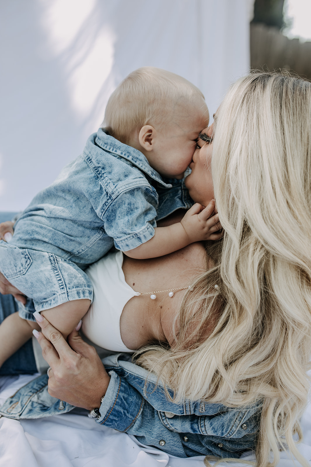 backyard mini session motherhood photo shoot mommy and me baby family photography San Diego family photographer Sabrina Kinsella Sabrinalynn photo