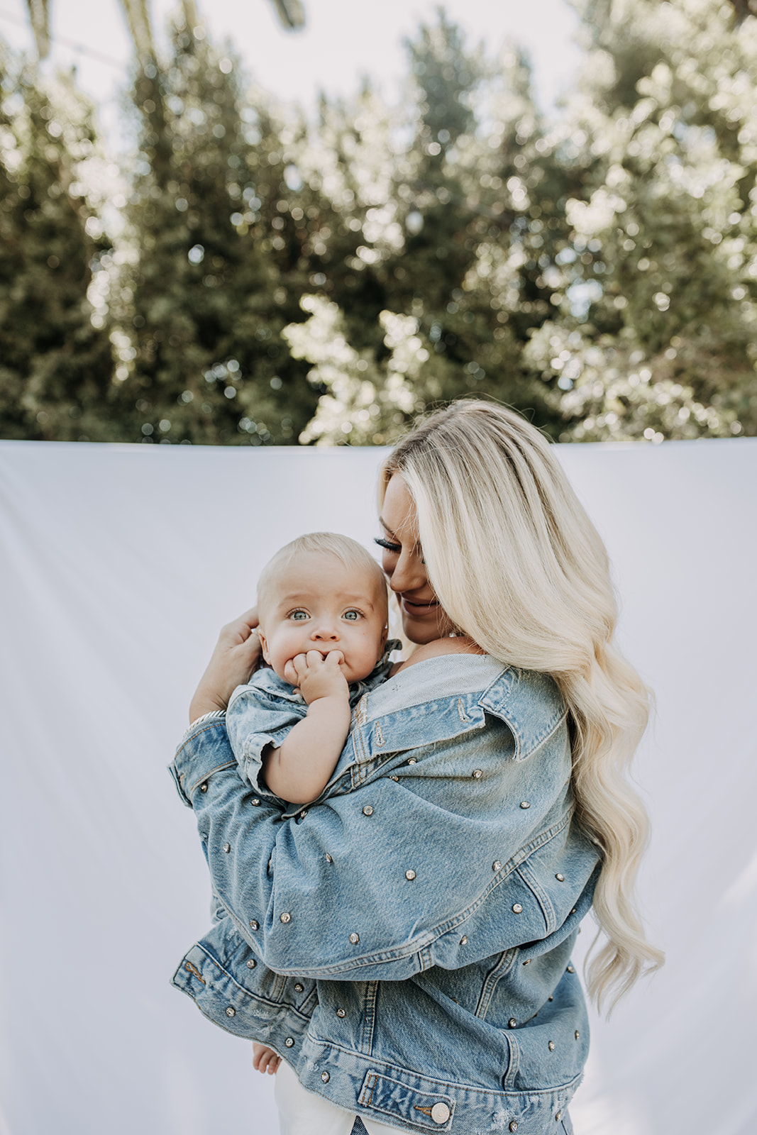 backyard mini session motherhood photo shoot mommy and me baby family photography San Diego family photographer Sabrina Kinsella Sabrinalynn photo