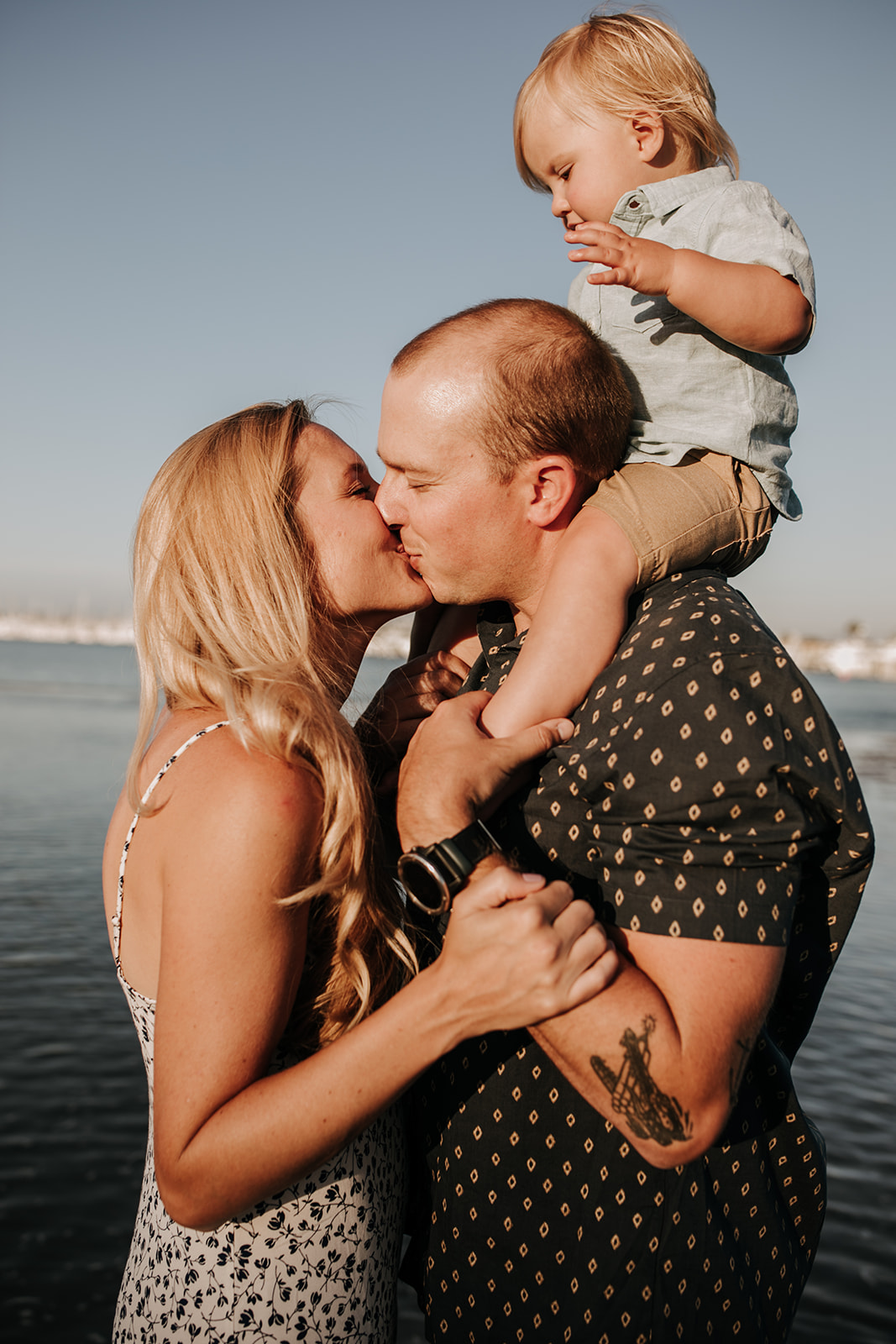 outdoor family session beach session in the water family photos summer photos family photo inspo San Diego family photographer Sabrina Kinsella sabrinalynnphoto