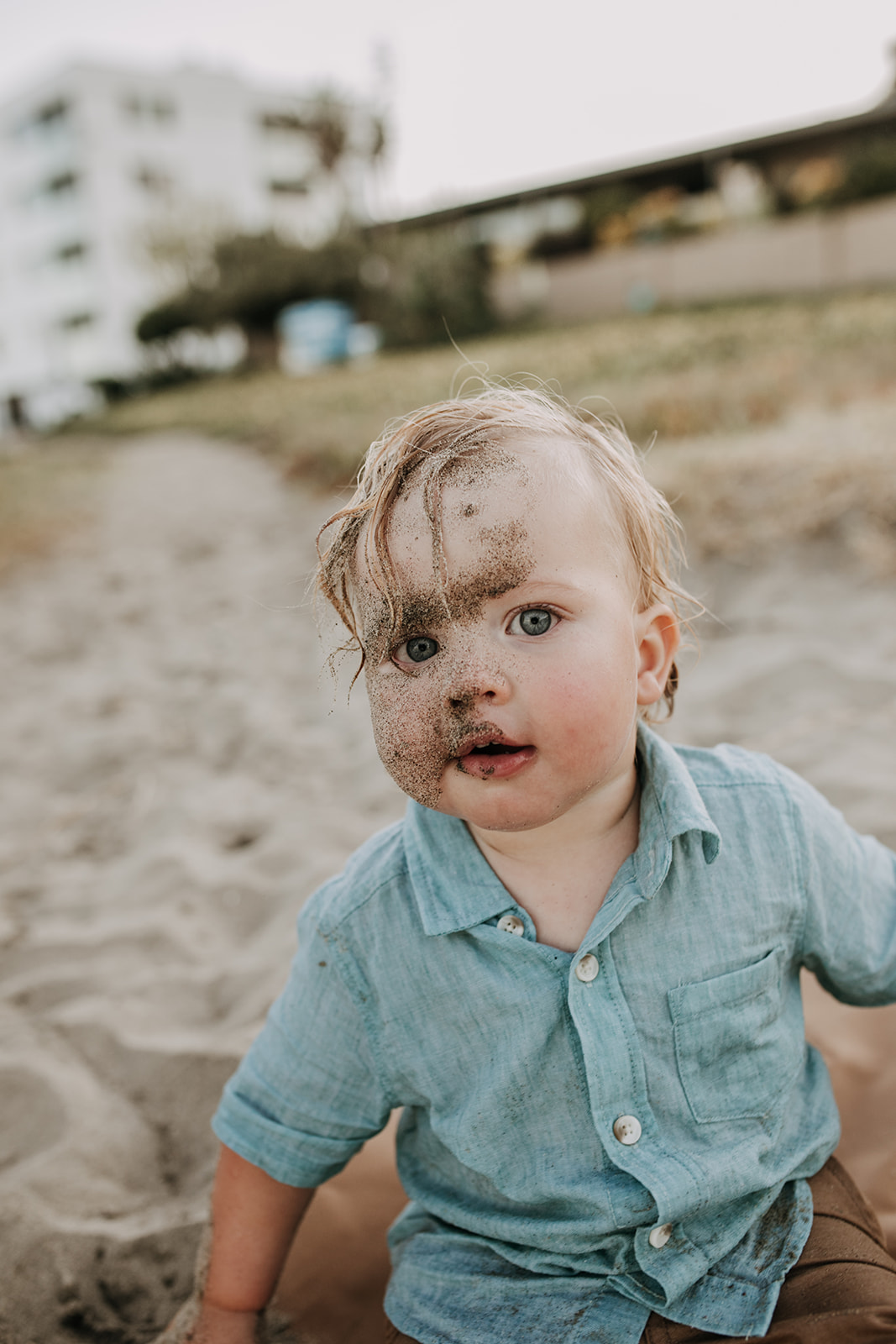 outdoor family session beach session in the water family photos summer photos family photo inspo San Diego family photographer Sabrina Kinsella sabrinalynnphoto