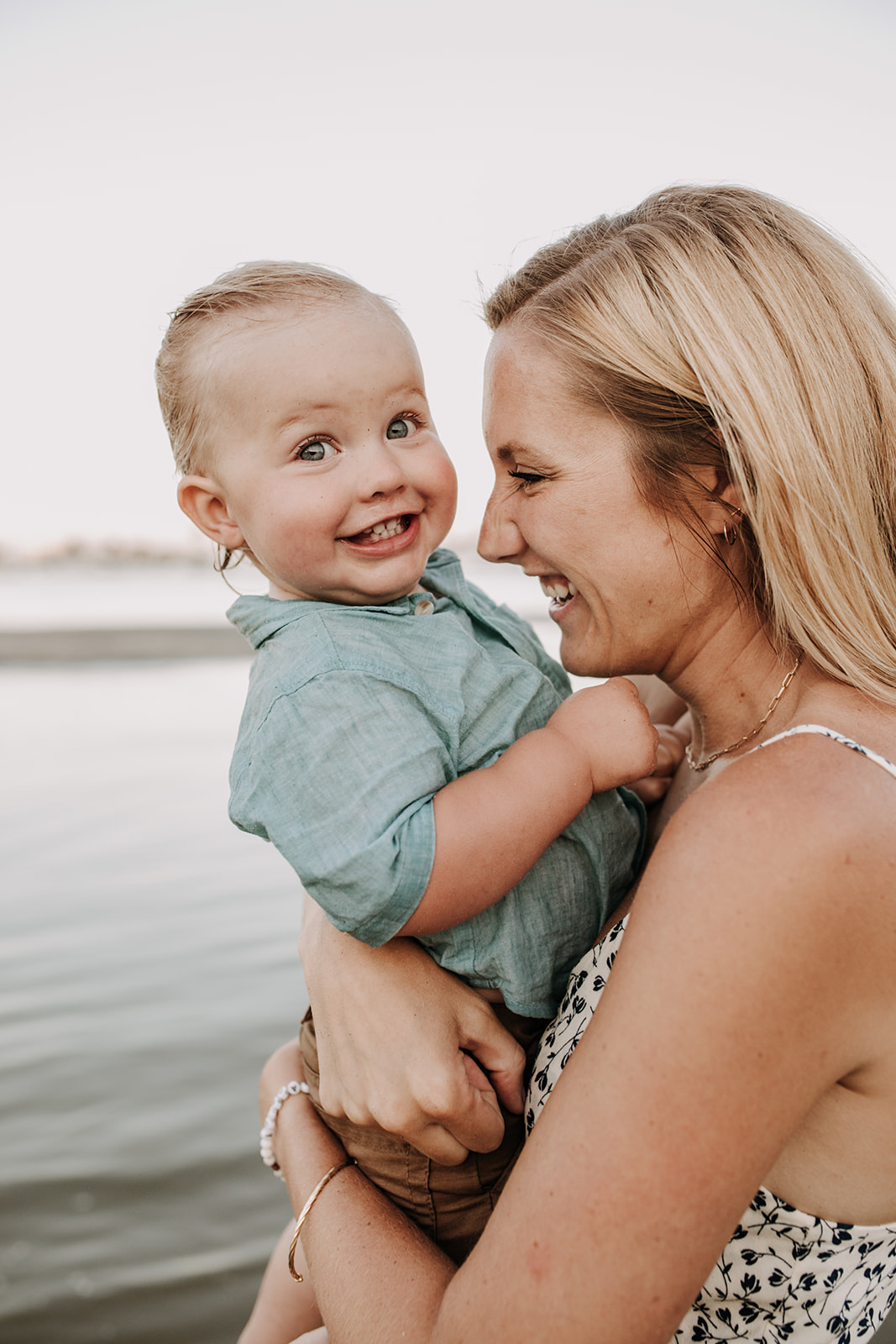 outdoor family session beach session in the water family photos summer photos family photo inspo San Diego family photographer Sabrina Kinsella sabrinalynnphoto