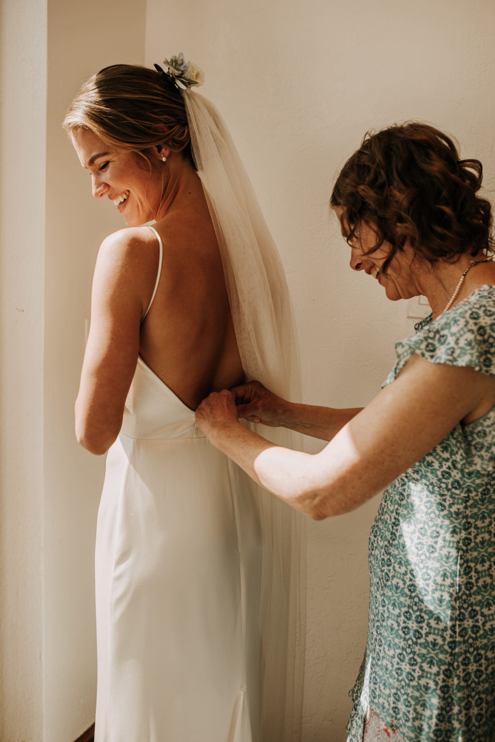 beach wedding Coronado cays outdoor beach wedding wedding dress wedding florals wedding party bride and groom marriage San Diego wedding photographer Sabrina kinsella Sabrina kinsella