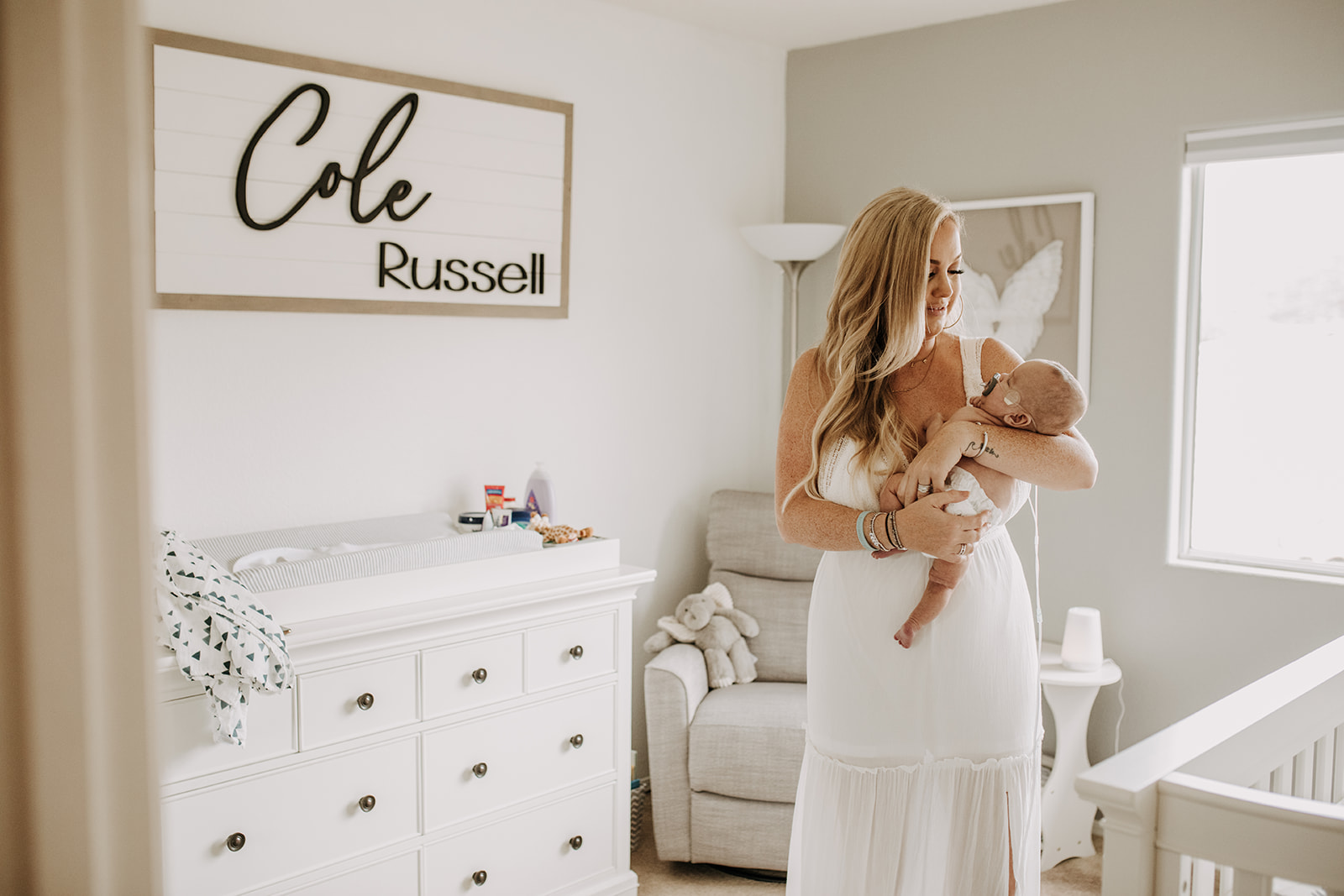 in home newborn photography photoshoot in home warm cozy family session San Diego photographer Sabrina Kinsella sabrinalynnphoto