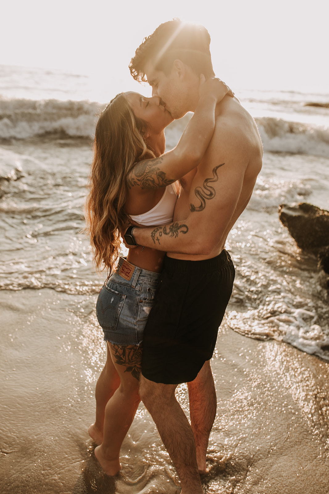 beach San Diego sunset golden hour beach couples photoshoot couples session San Diego couples photographer Sabrina Kinsella