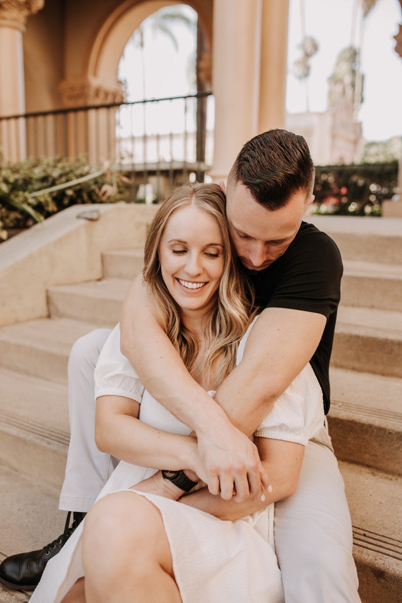 couples phots couple sessin engagement photos san Diego couples photographer san Diego engagement photographer San Diego wedding photographer Balboa park museum photos engagement inspo San Diego lifestyle photographer Sabrina Kinsella love marriage engagement