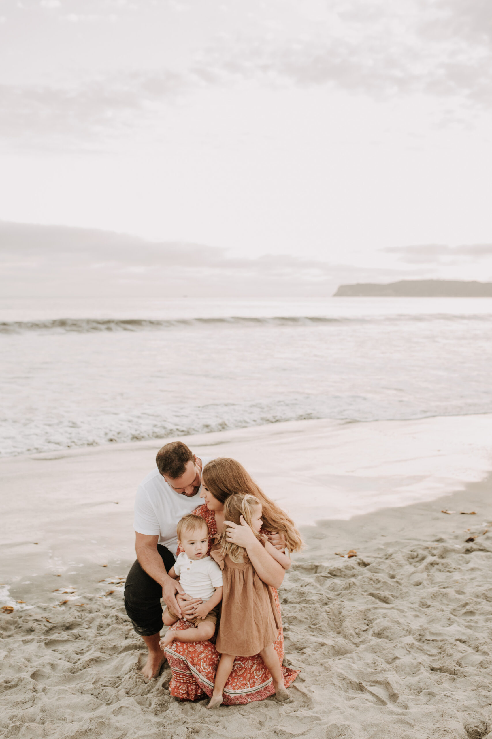 beach family photos outdoor family photos beach golden hour sunset photos San Diego family photographer Sabrina kinsella sabrinalynnphoto