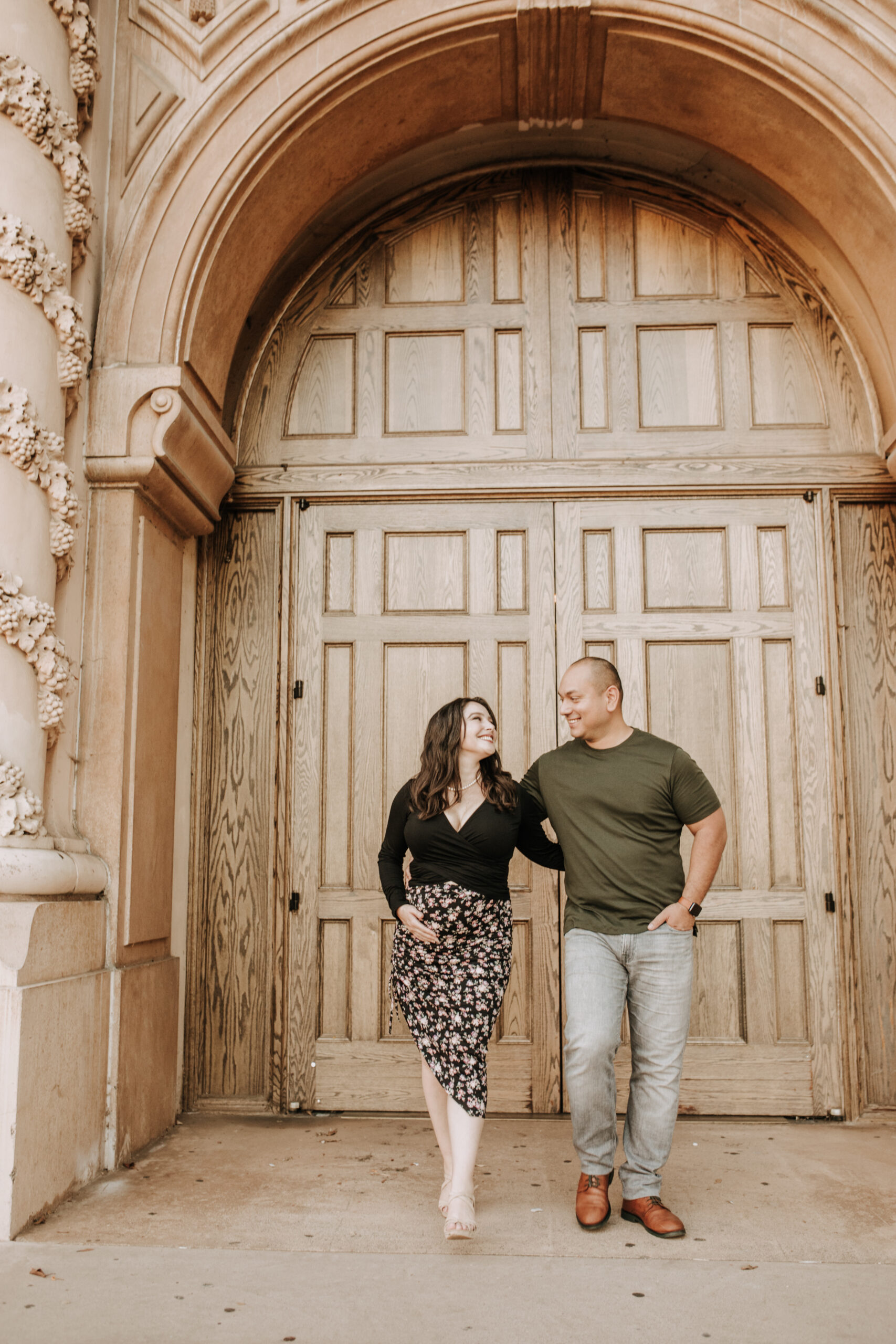 outdoor maternity Balboa park couples photos maternity photoshoot San Diego maternity photographer Sabrina Kinsella sabrinalynnphoto pregnancy motherhood