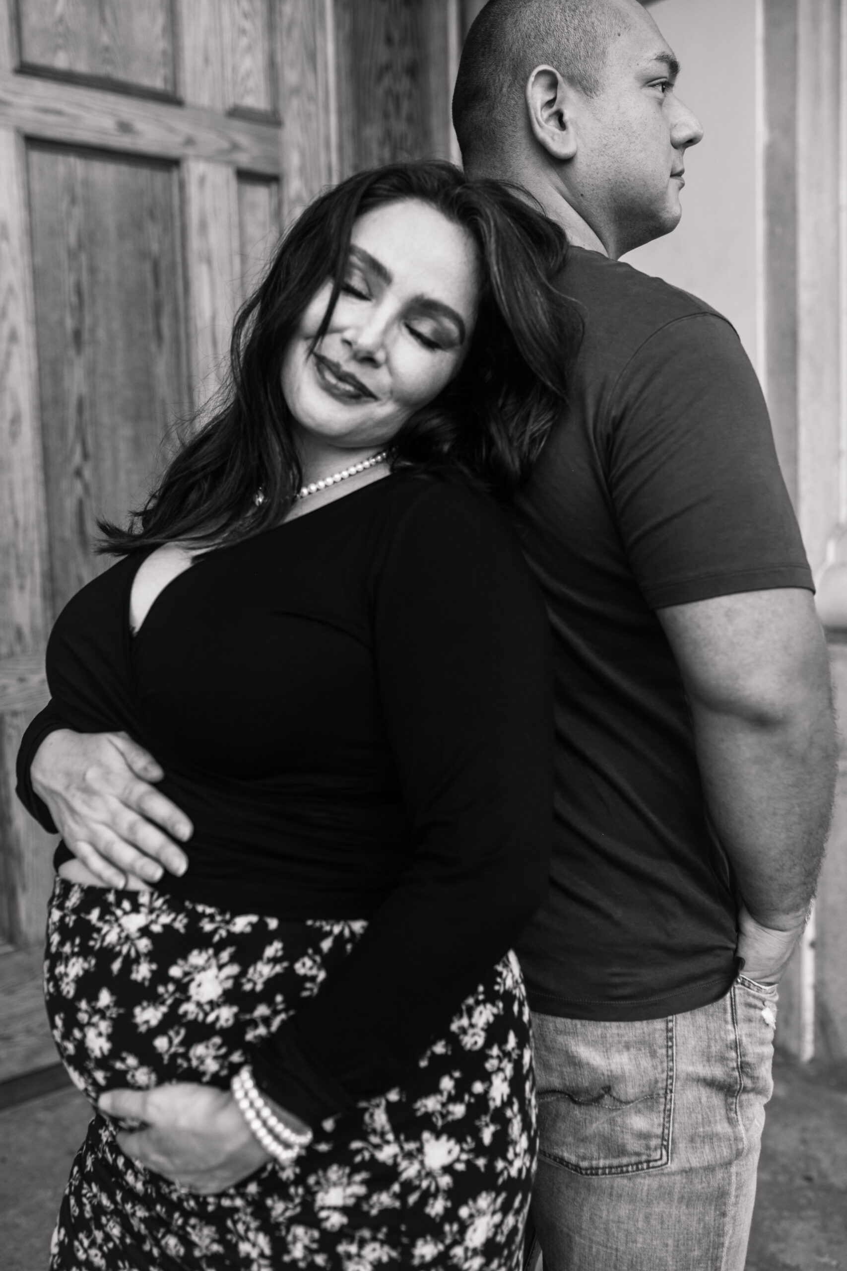 outdoor maternity Balboa park couples photos maternity photoshoot San Diego maternity photographer Sabrina Kinsella sabrinalynnphoto pregnancy motherhood