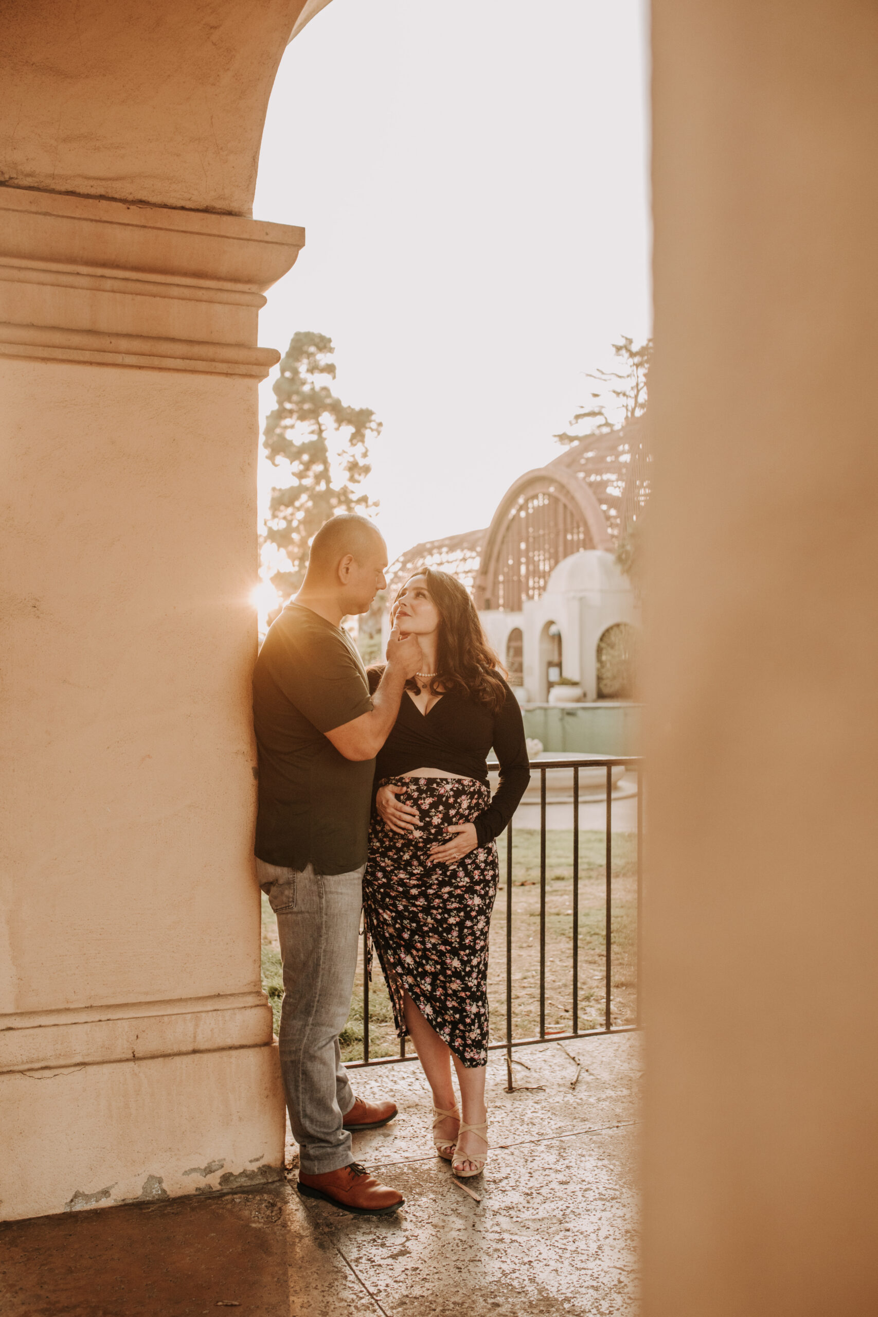 outdoor maternity Balboa park couples photos maternity photoshoot San Diego maternity photographer Sabrina Kinsella sabrinalynnphoto pregnancy motherhood