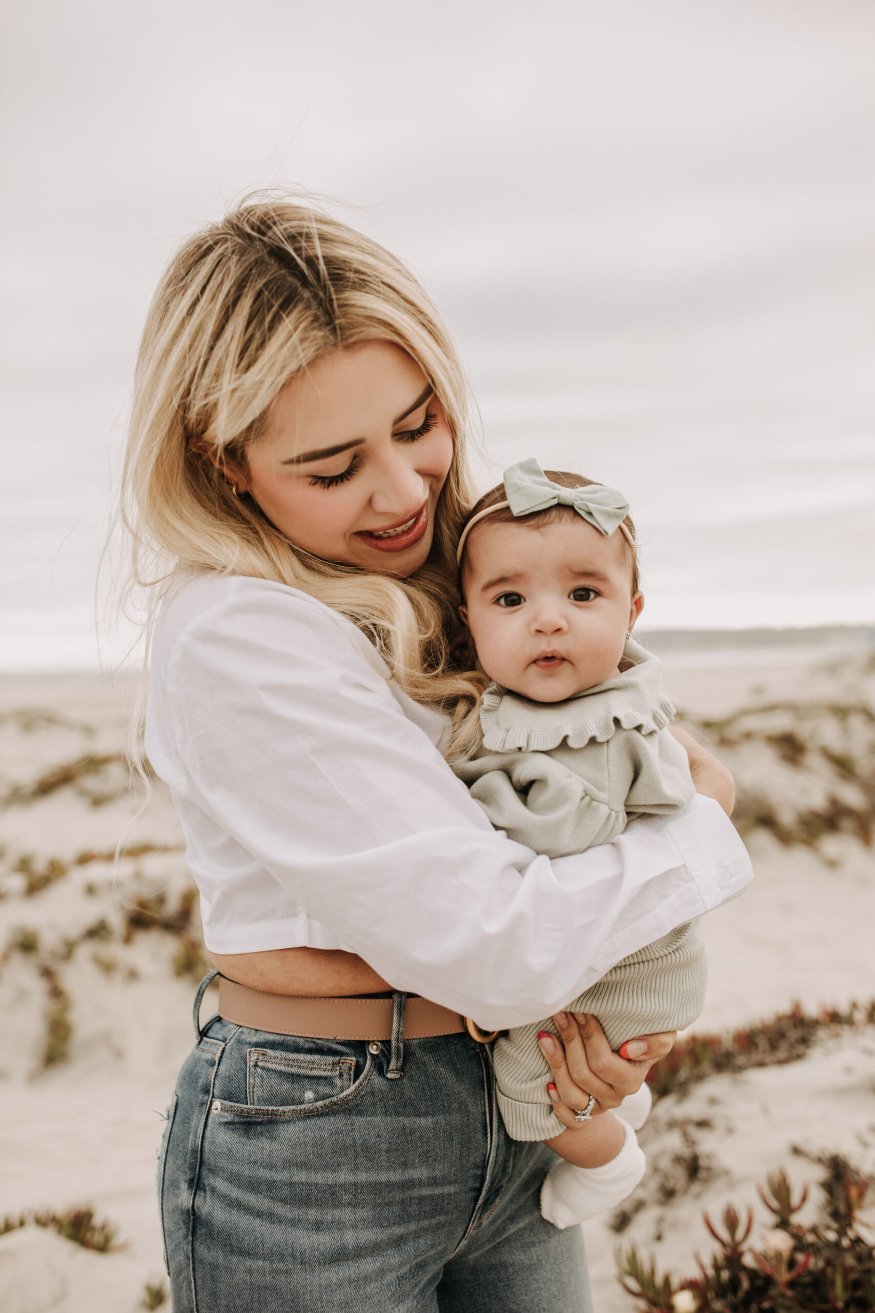 family beach session family photos on beach cloudy day beach family photoshoot San Diego family photographer Sabrina kinsella abrinalynnphoto