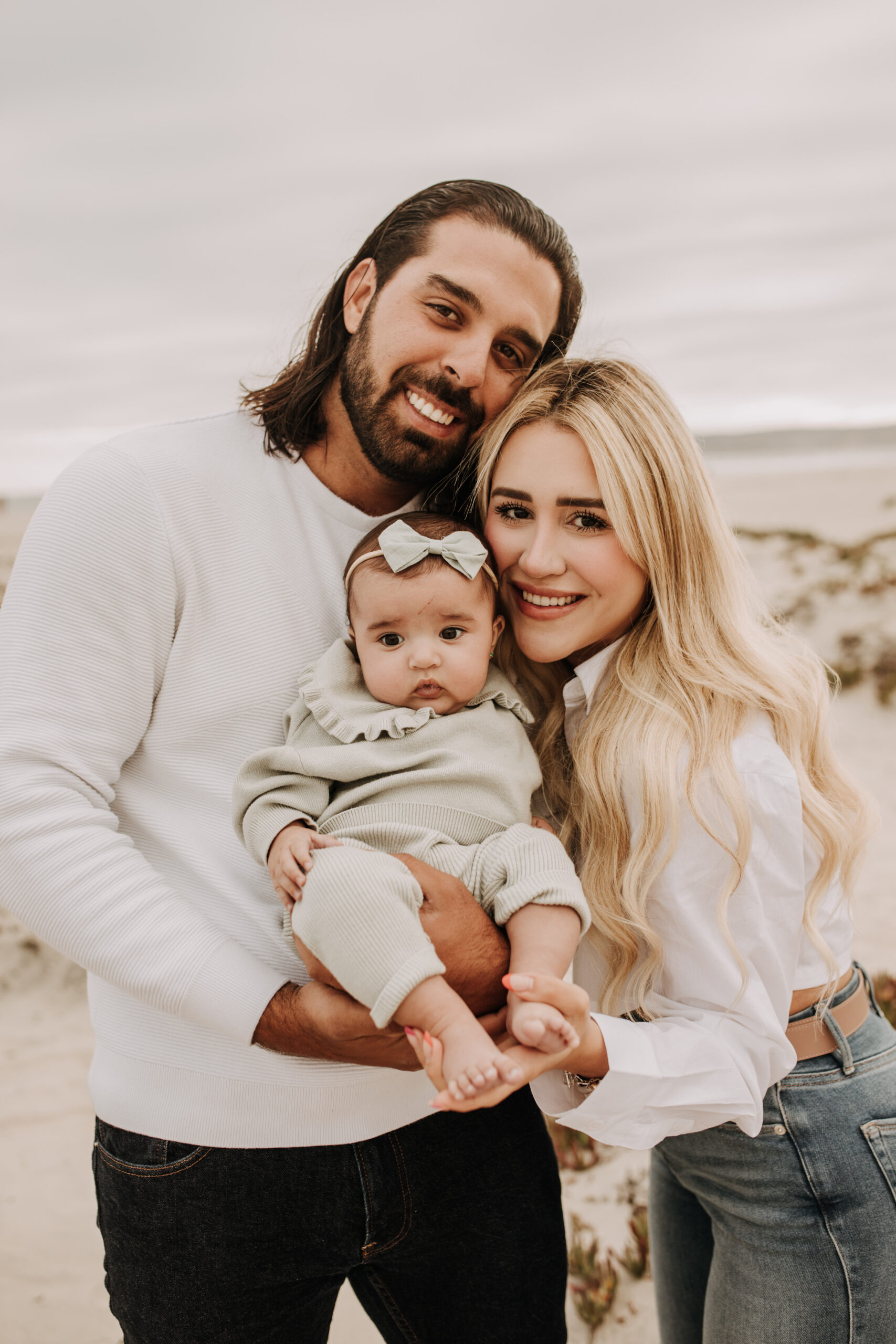 family beach session family photos on beach cloudy day beach family photoshoot San Diego family photographer Sabrina kinsella abrinalynnphoto