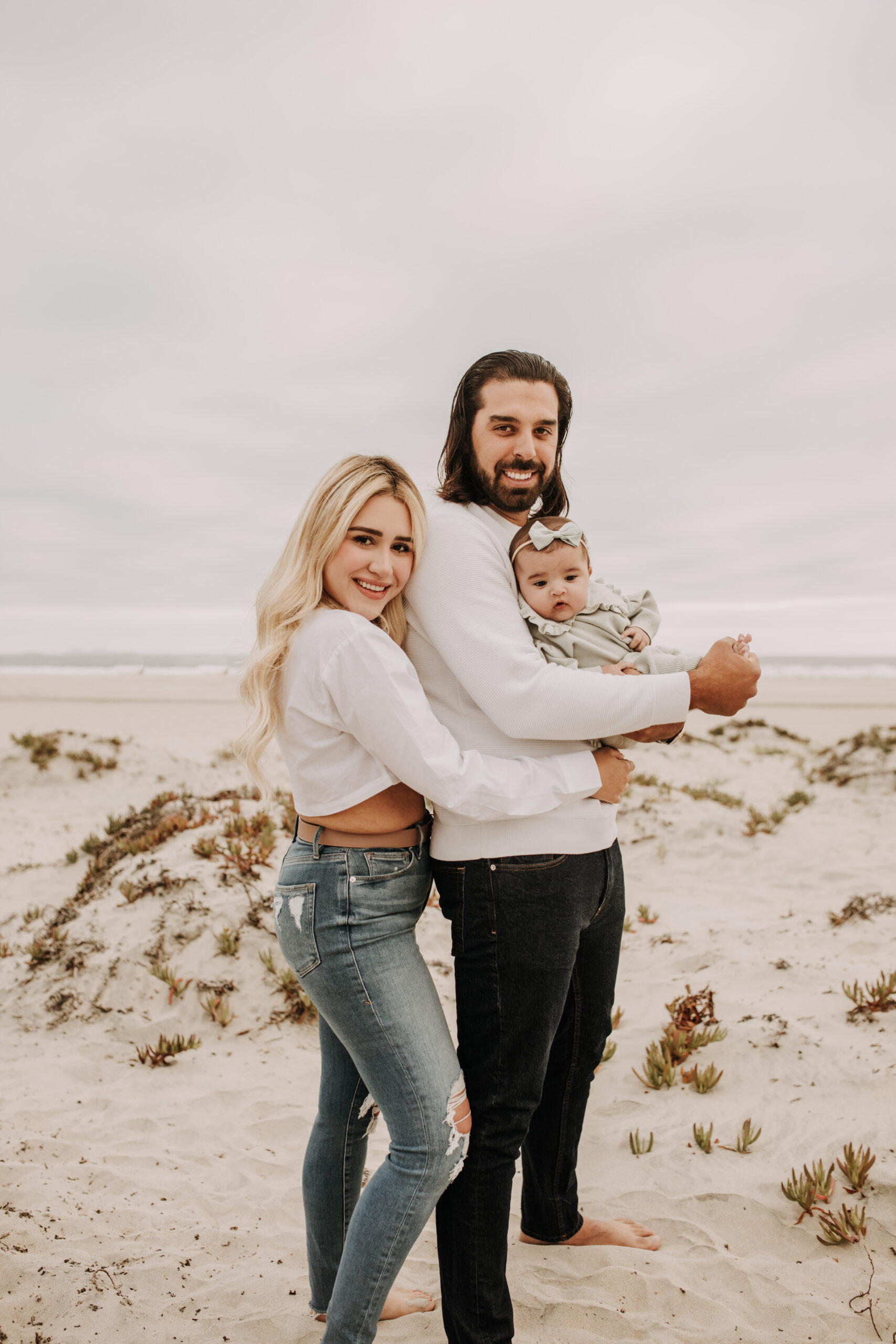 family beach session family photos on beach cloudy day beach family photoshoot San Diego family photographer Sabrina kinsella abrinalynnphoto