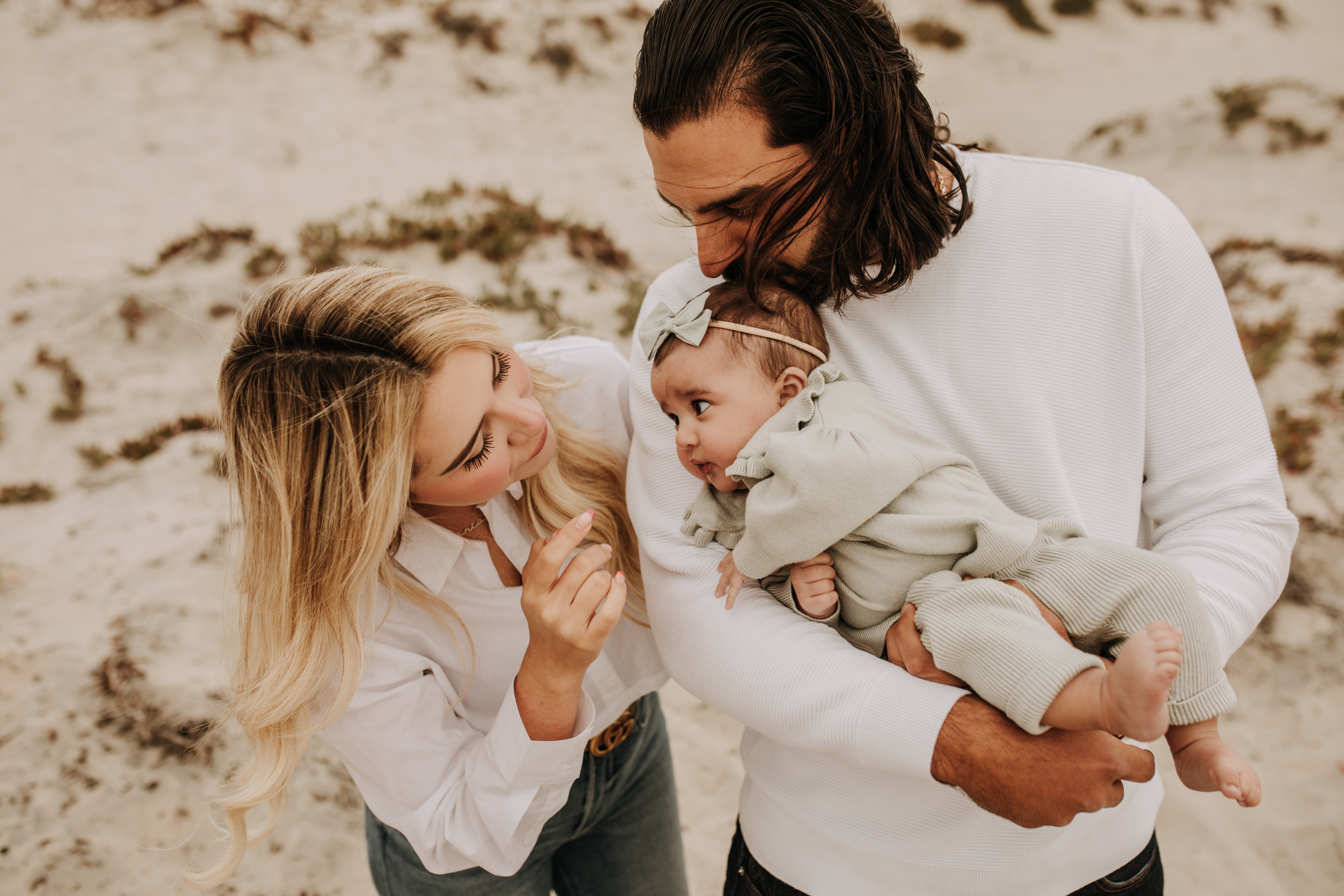 family beach session family photos on beach cloudy day beach family photoshoot San Diego family photographer Sabrina kinsella abrinalynnphoto