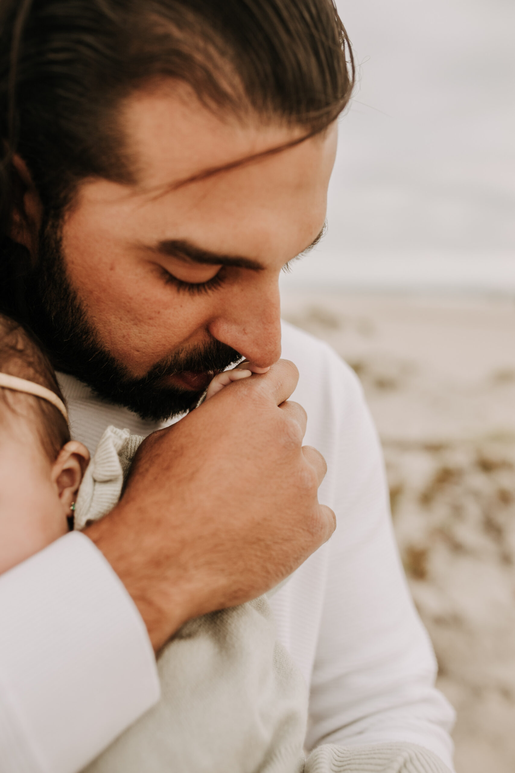 family beach session family photos on beach cloudy day beach family photoshoot San Diego family photographer Sabrina kinsella abrinalynnphoto