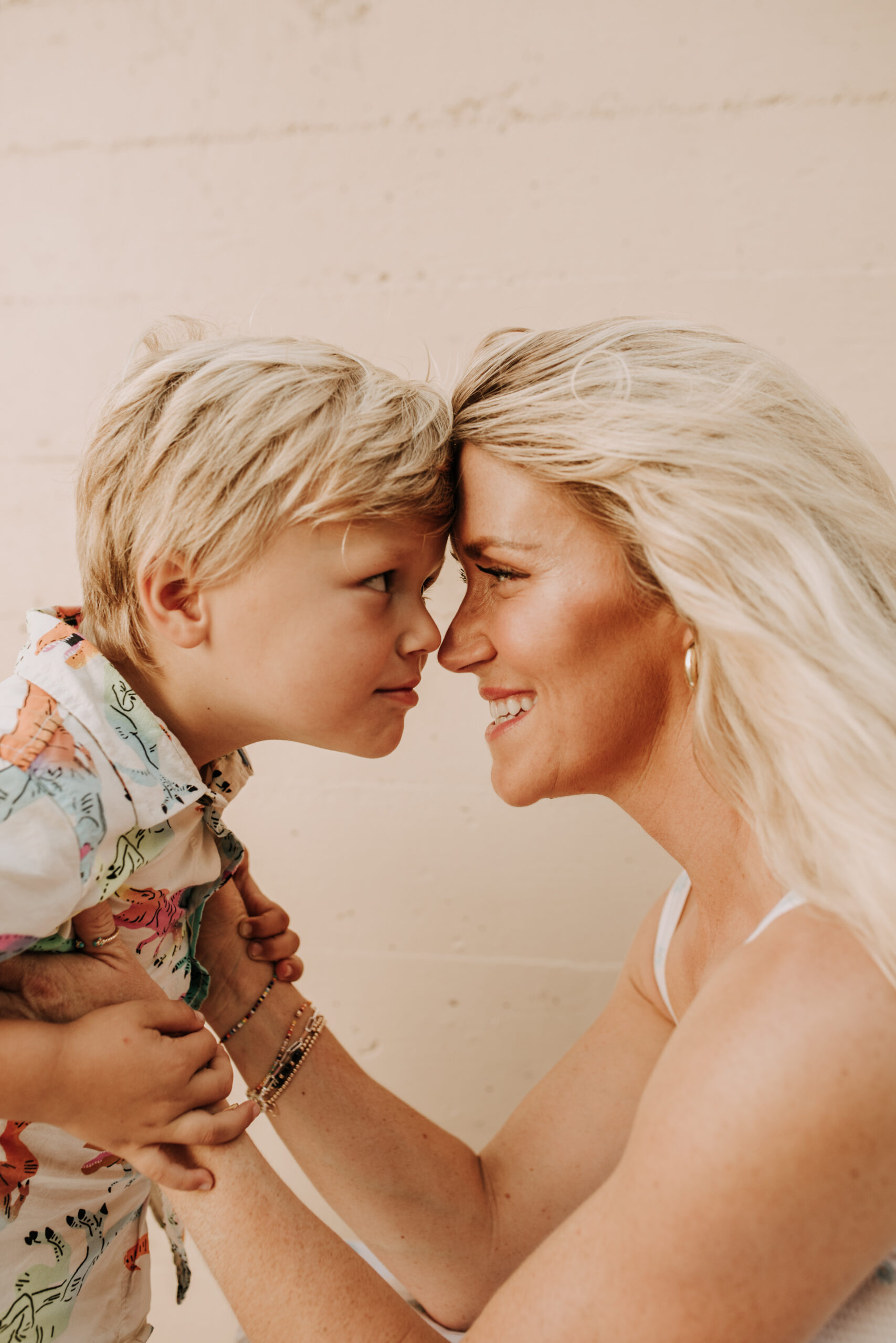 Family photos on the beach cool blue toned family photos San Diego photography family of four candid family moments family love beach family photos San Diego family photographer Sabrinalynnphoto